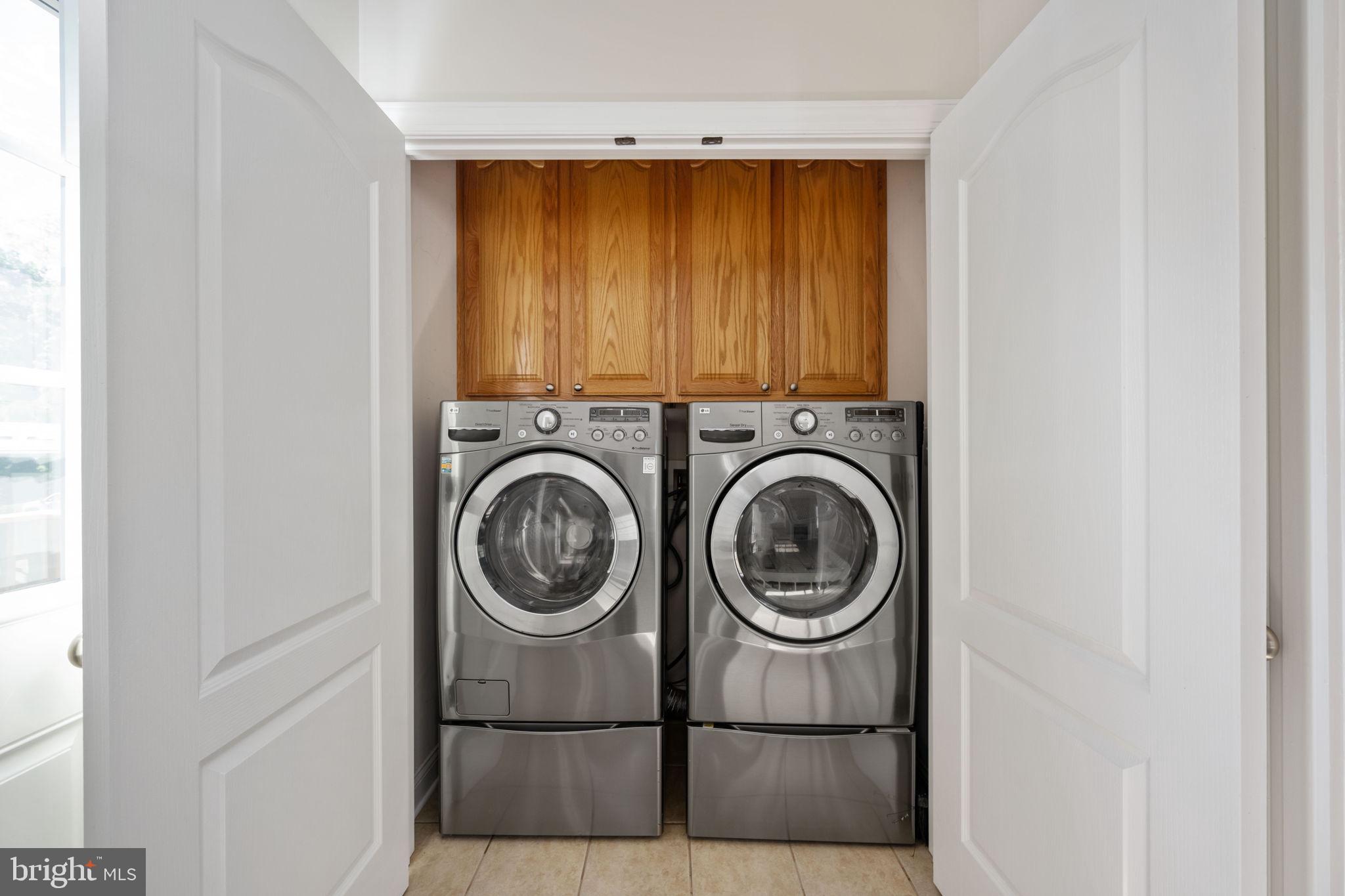 LADYSMITH VILLAGE - Residential