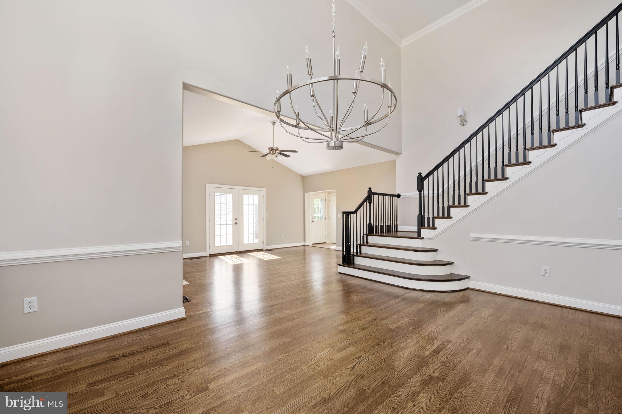 LADYSMITH VILLAGE - Residential