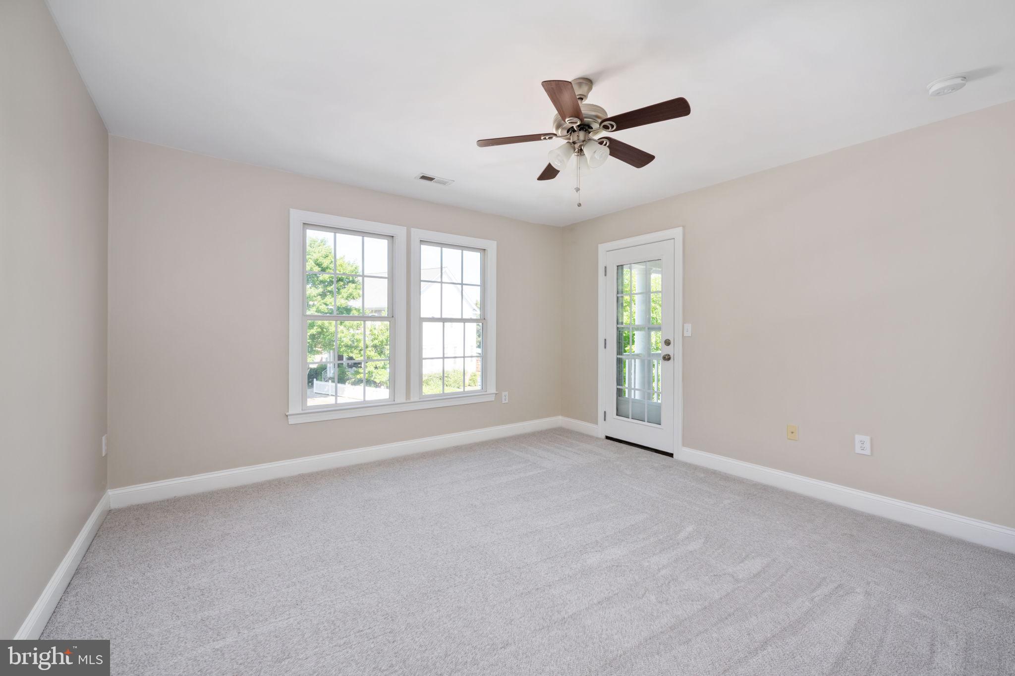 LADYSMITH VILLAGE - Residential