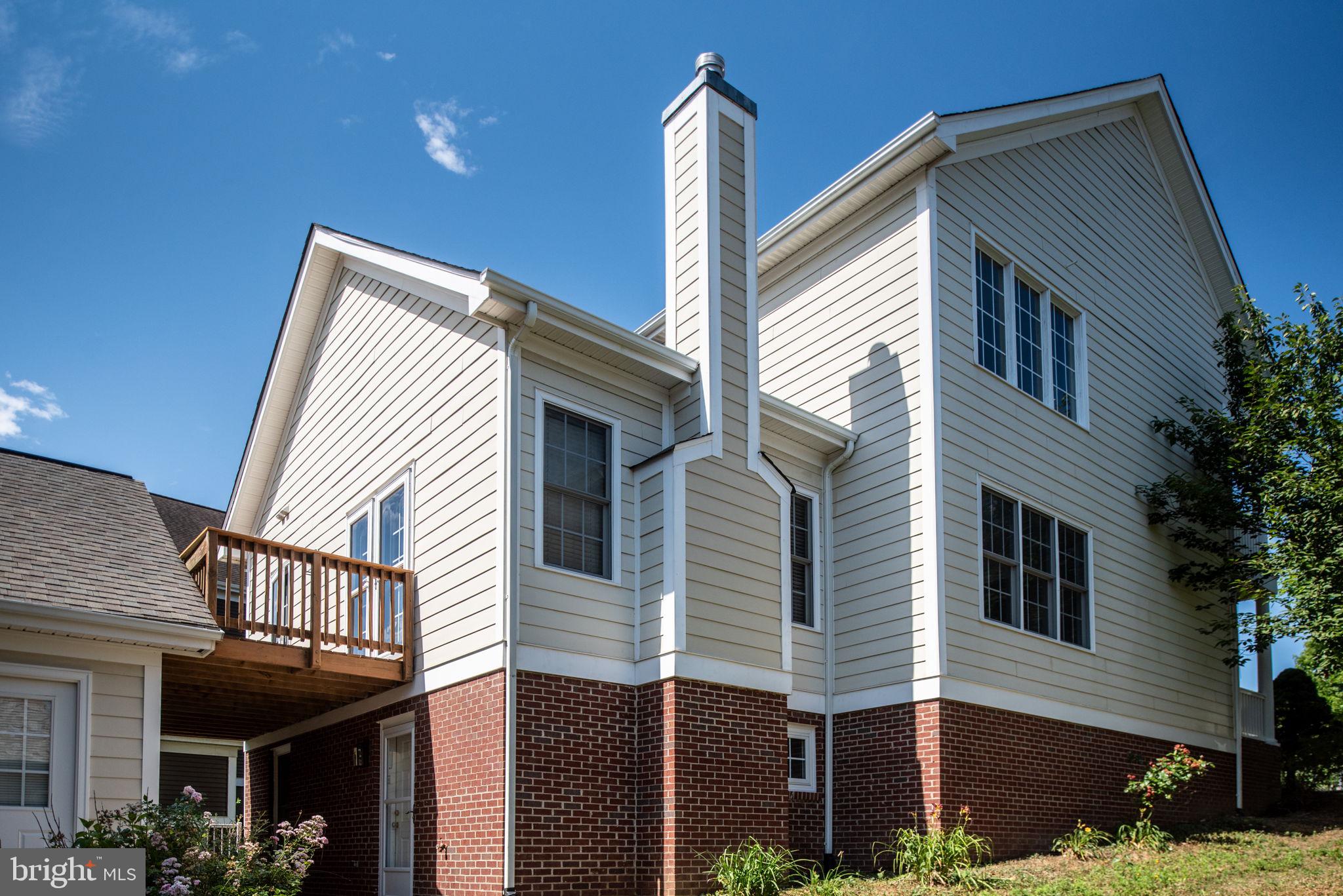 LADYSMITH VILLAGE - Residential