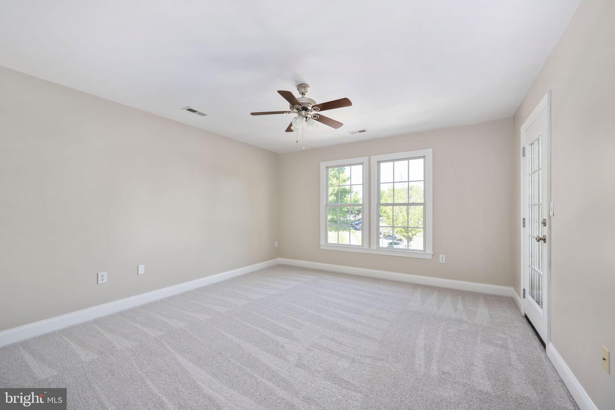 LADYSMITH VILLAGE - Residential