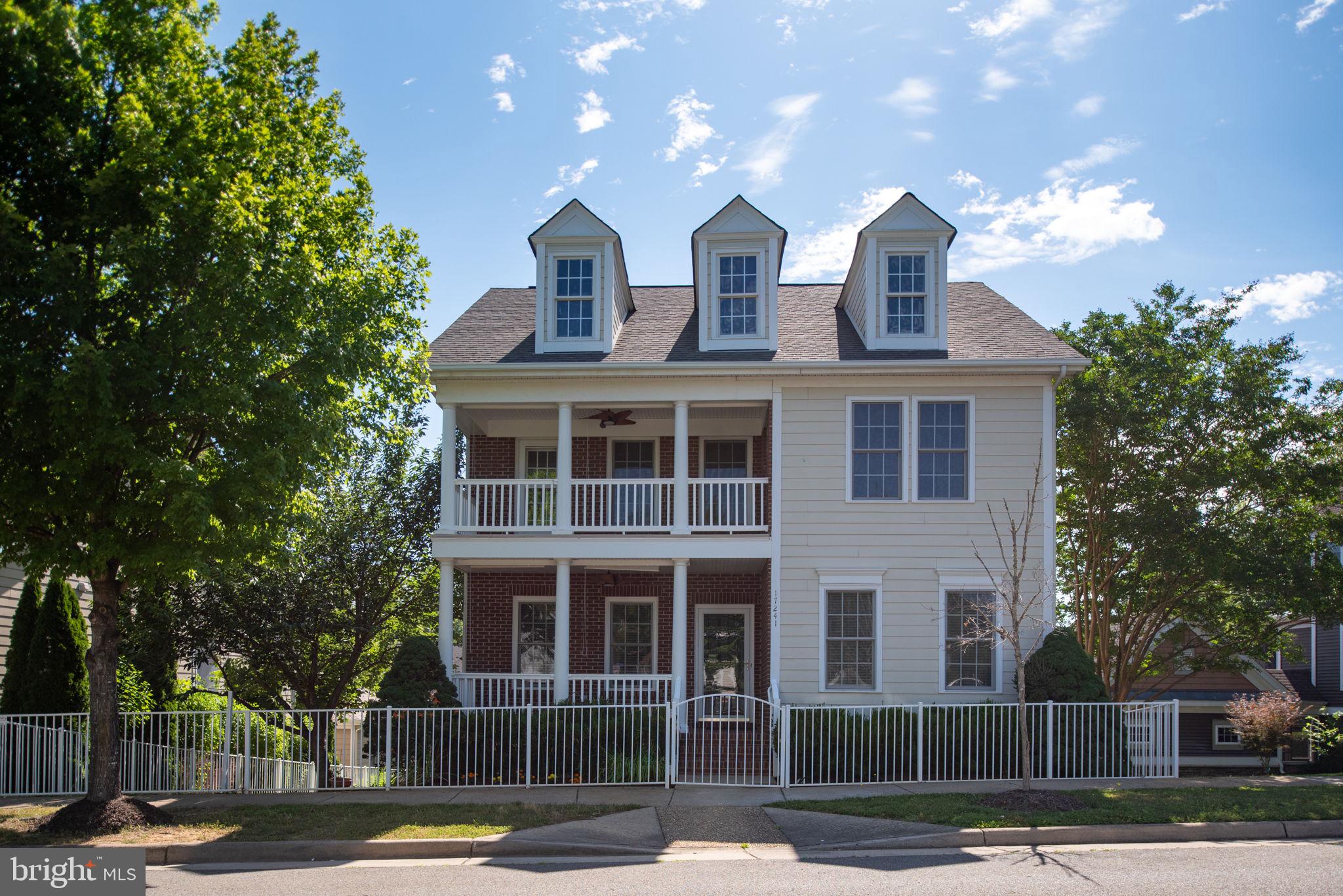 LADYSMITH VILLAGE - Residential