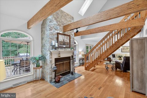 Photo of 575 Whitehall Road, REINHOLDS, PA 17569 (MLS # PALA2074006)