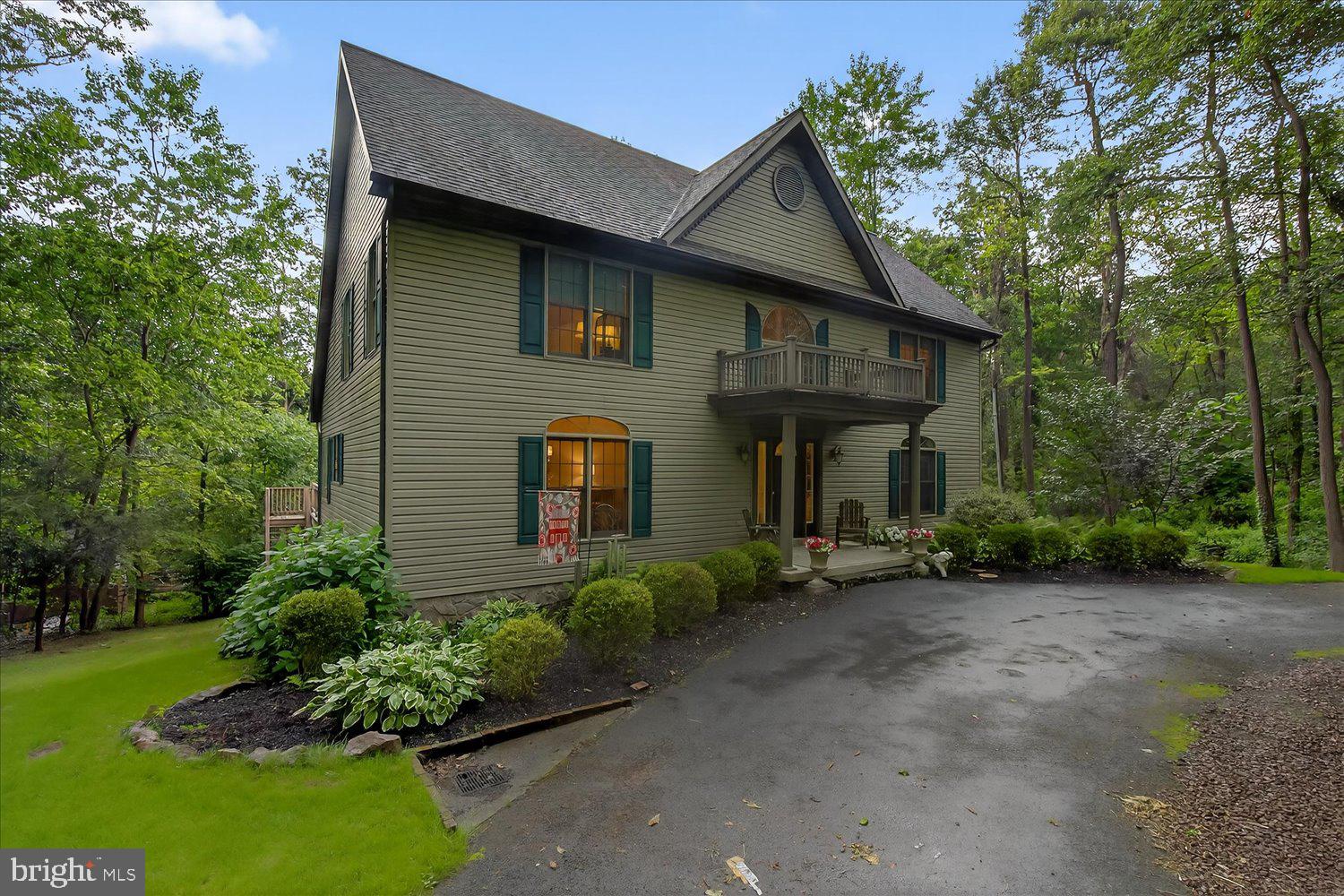 575 WHITEHALL ROAD