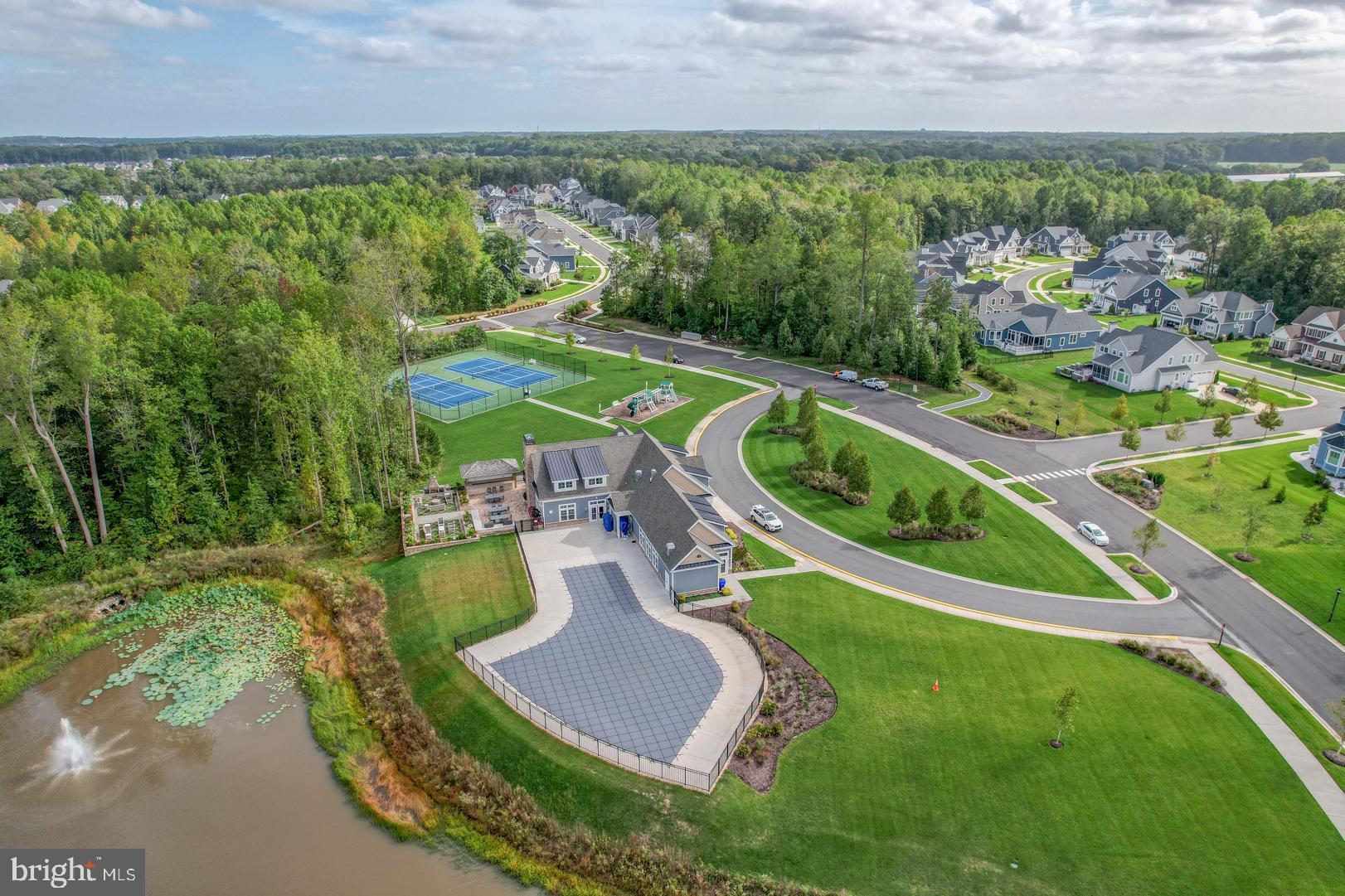 TIDEWATER LANDING - Residential