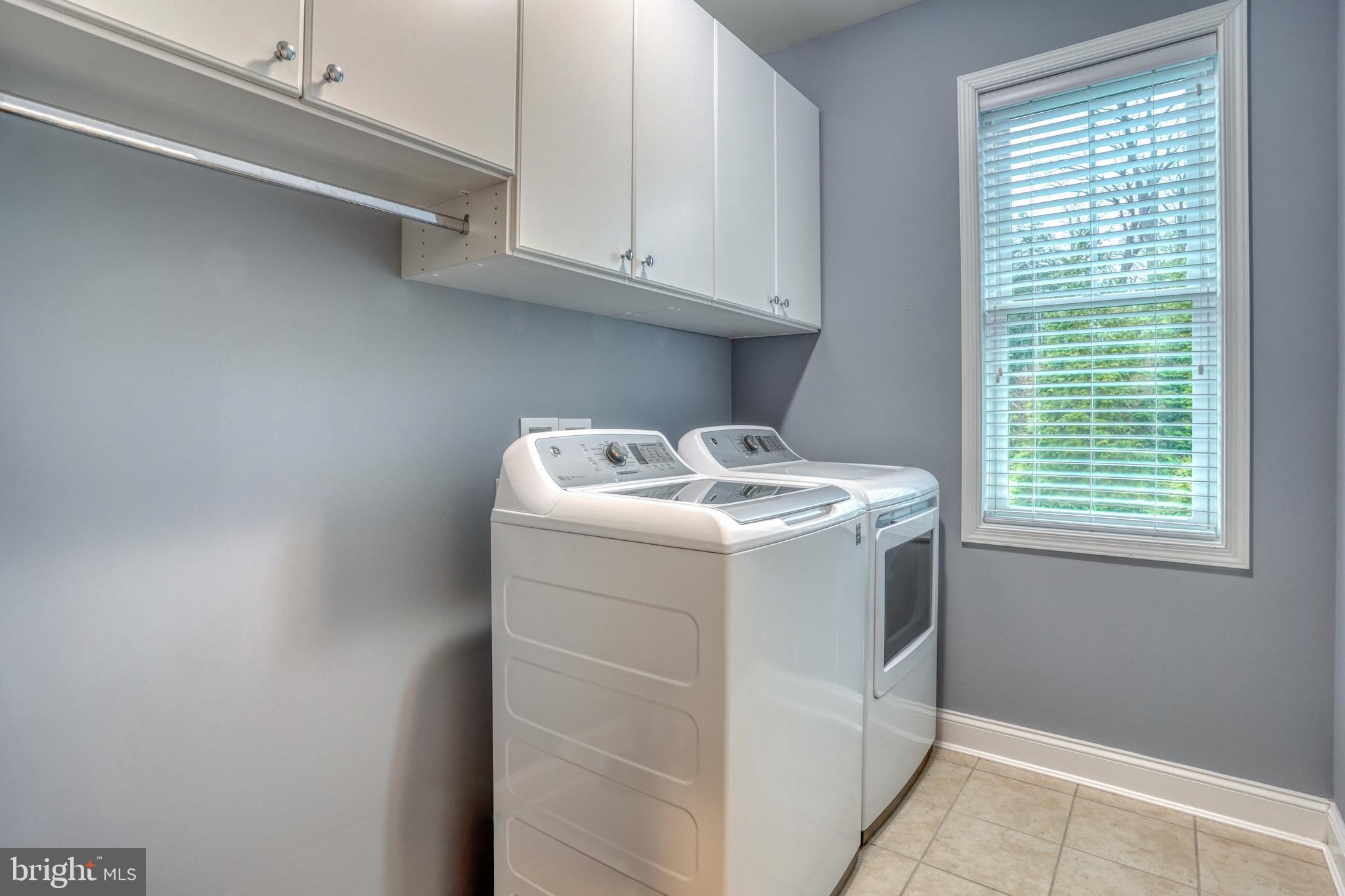 TIDEWATER LANDING - Residential