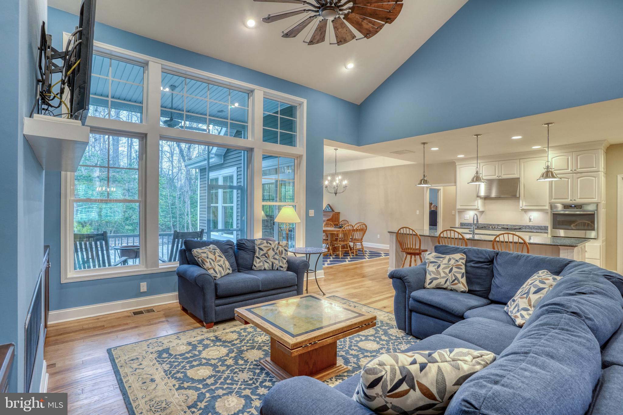 TIDEWATER LANDING - Residential