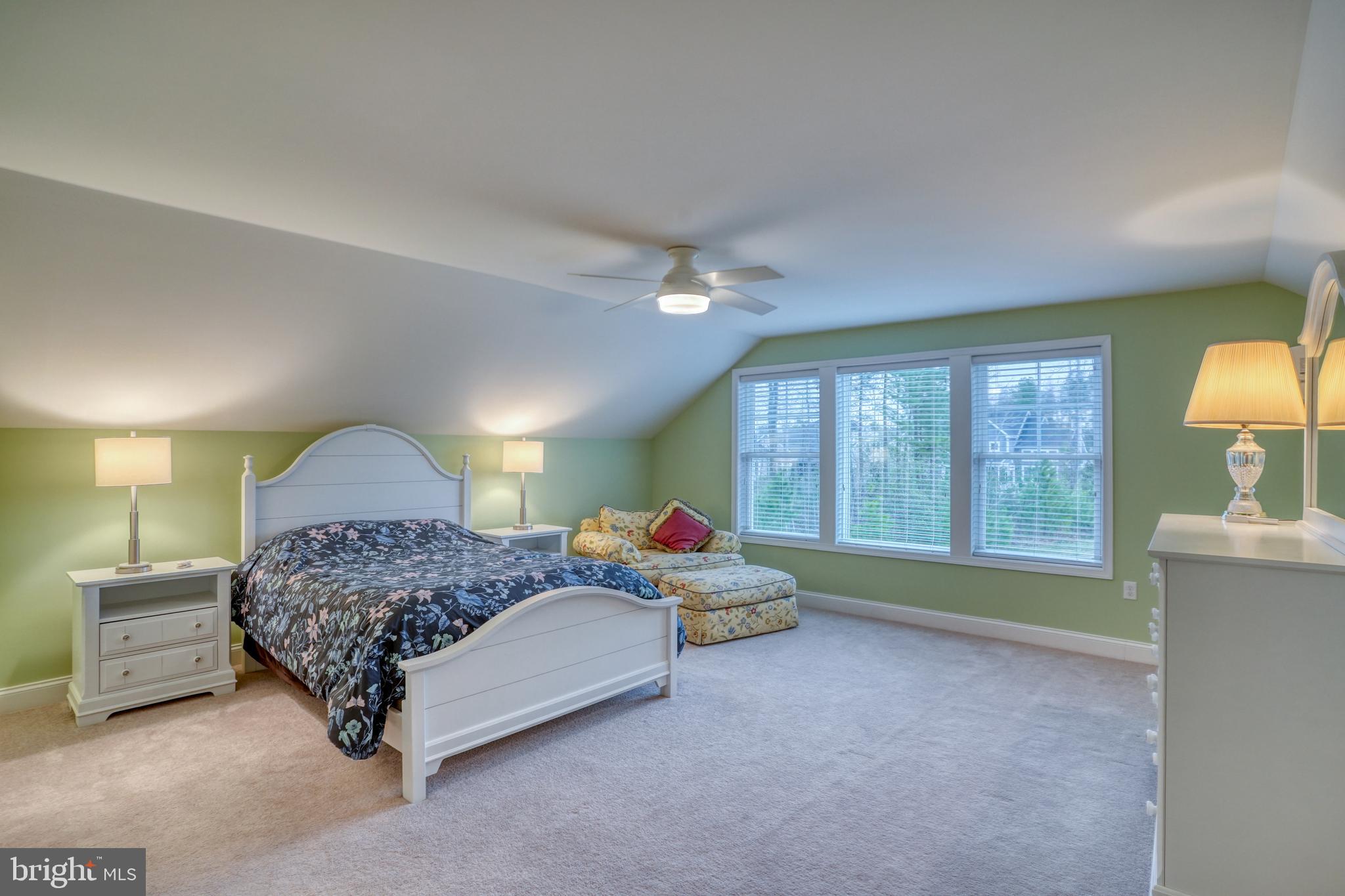 TIDEWATER LANDING - Residential