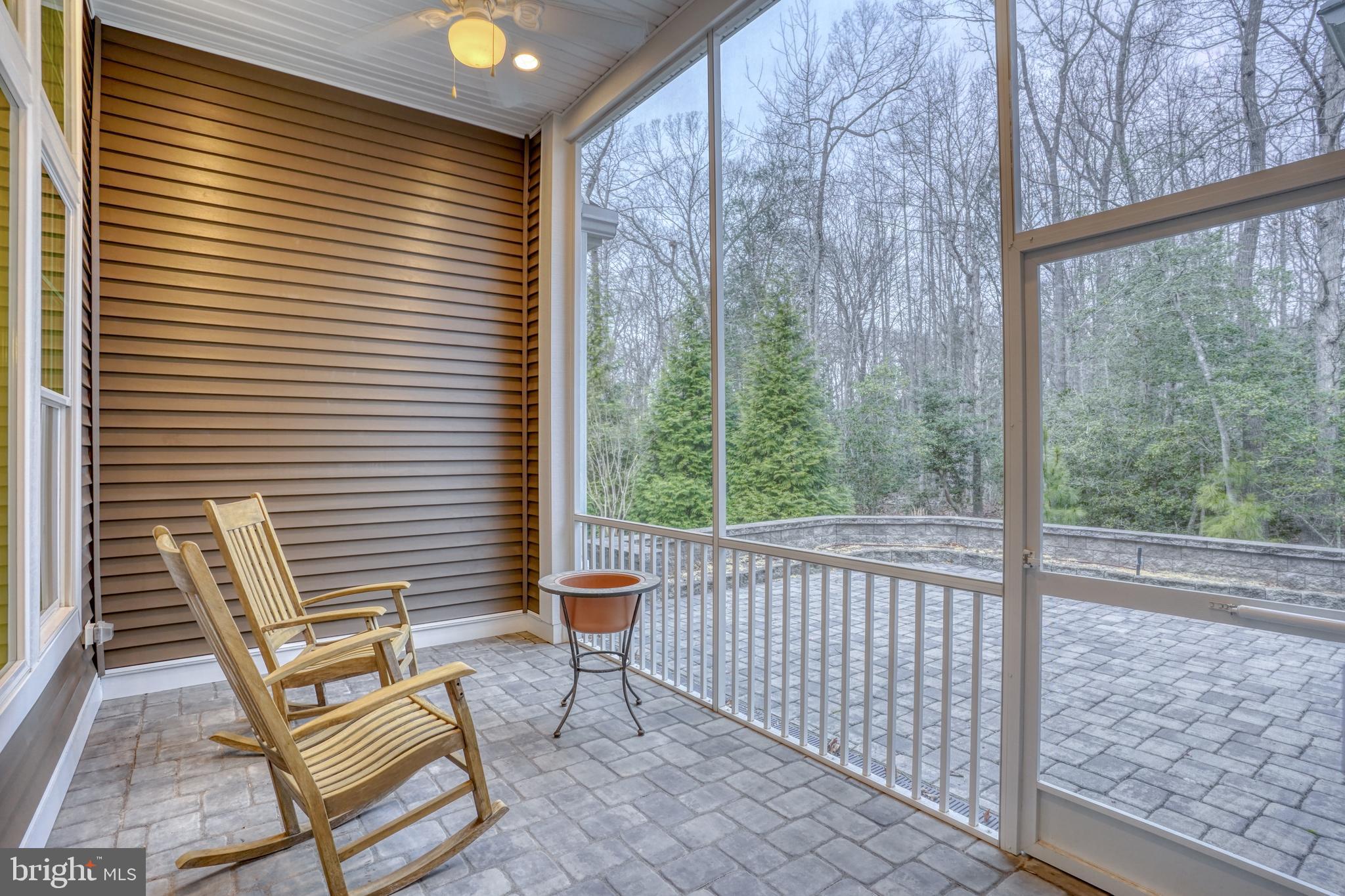 TIDEWATER LANDING - Residential