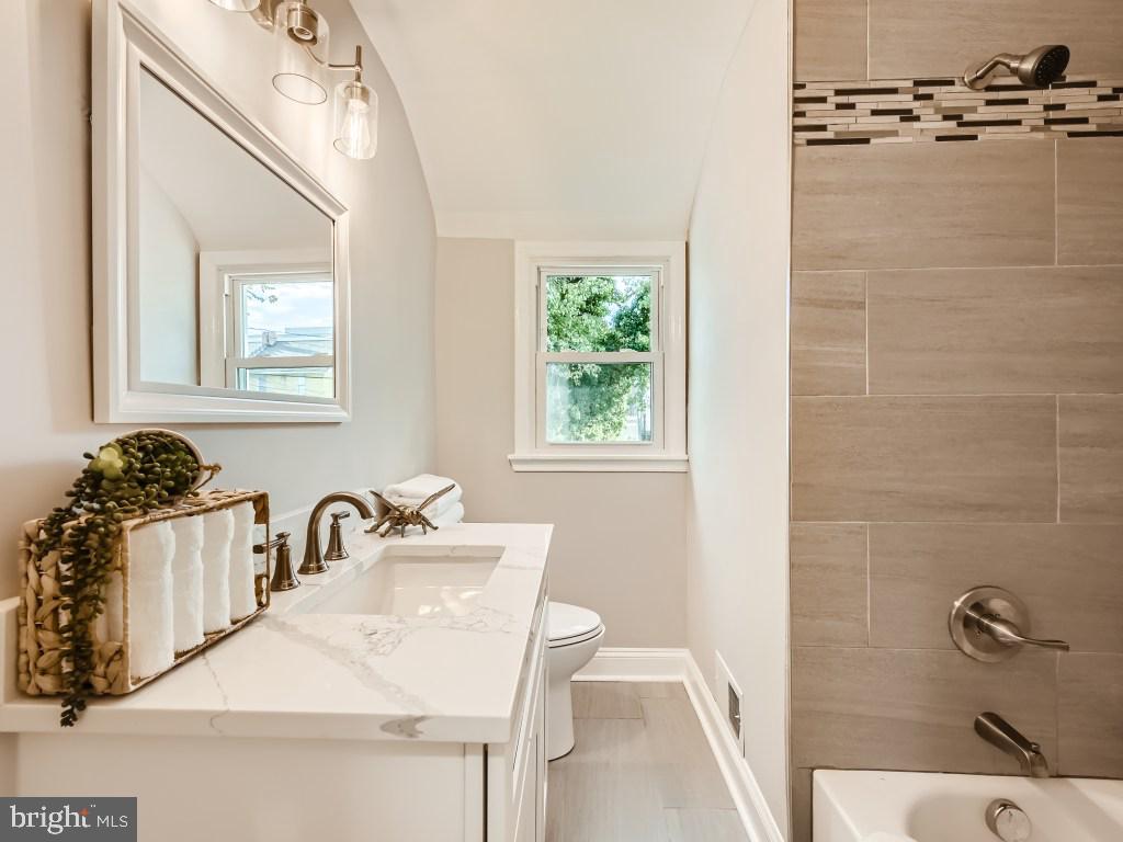 VIOLETVILLE - Residential