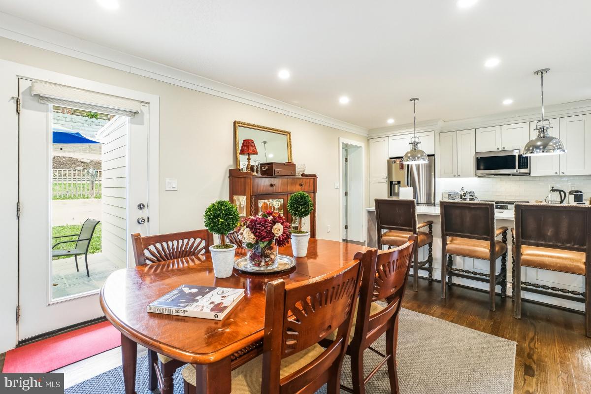 ROSEMARY HILLS - Residential Lease