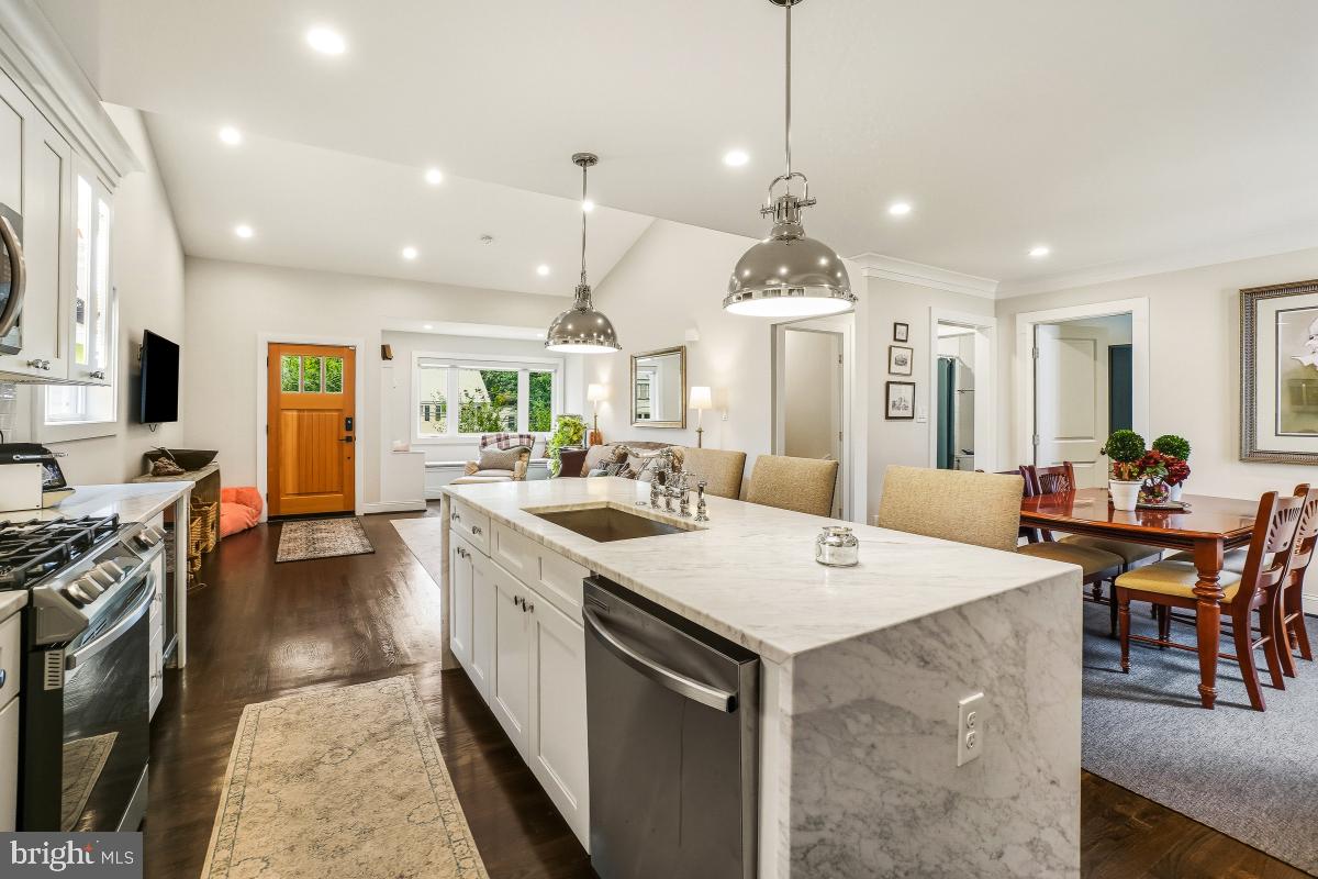 ROSEMARY HILLS - Residential Lease