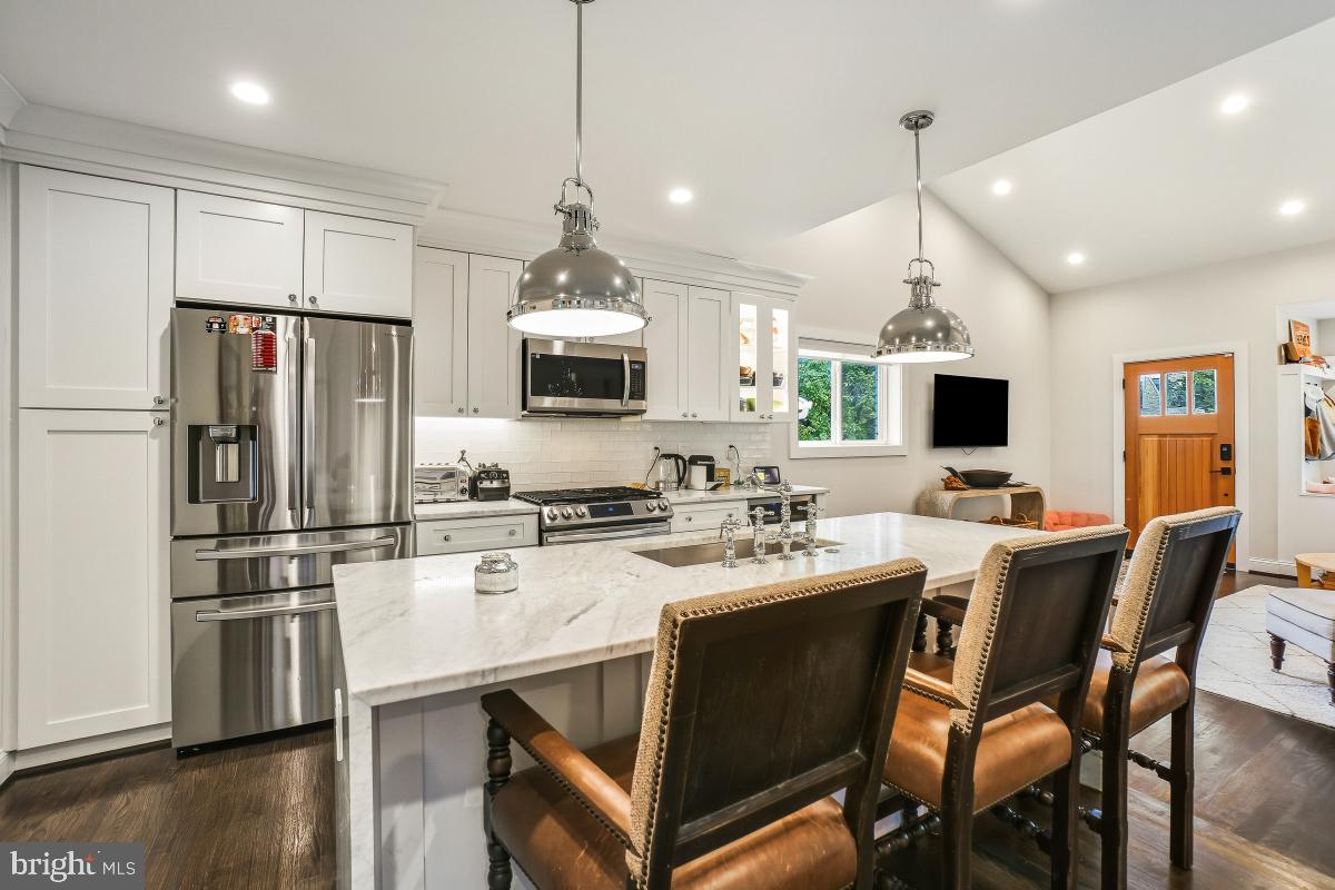 ROSEMARY HILLS - Residential Lease