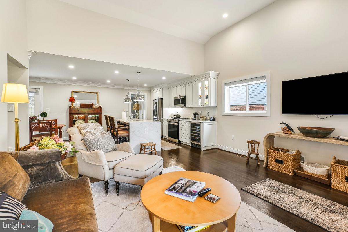 ROSEMARY HILLS - Residential Lease