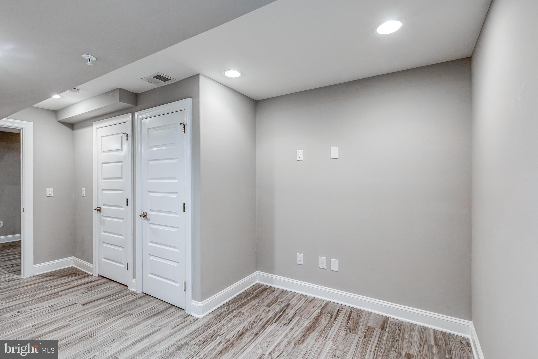 NORRIS SQUARE - Residential