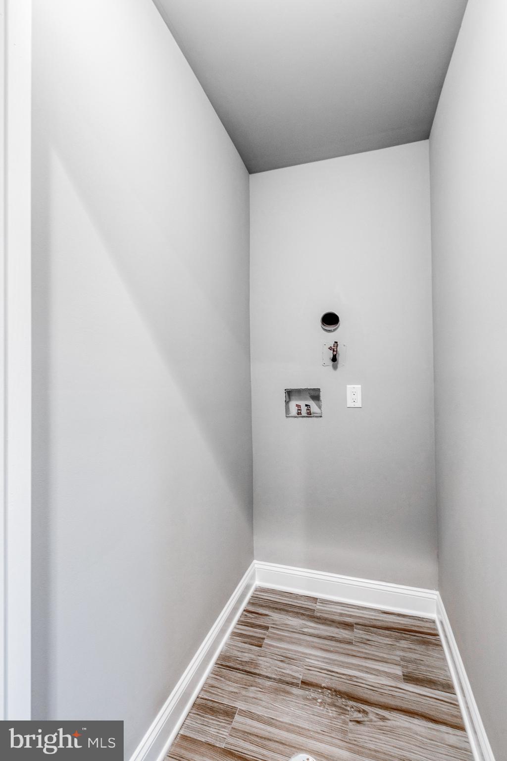 NORRIS SQUARE - Residential