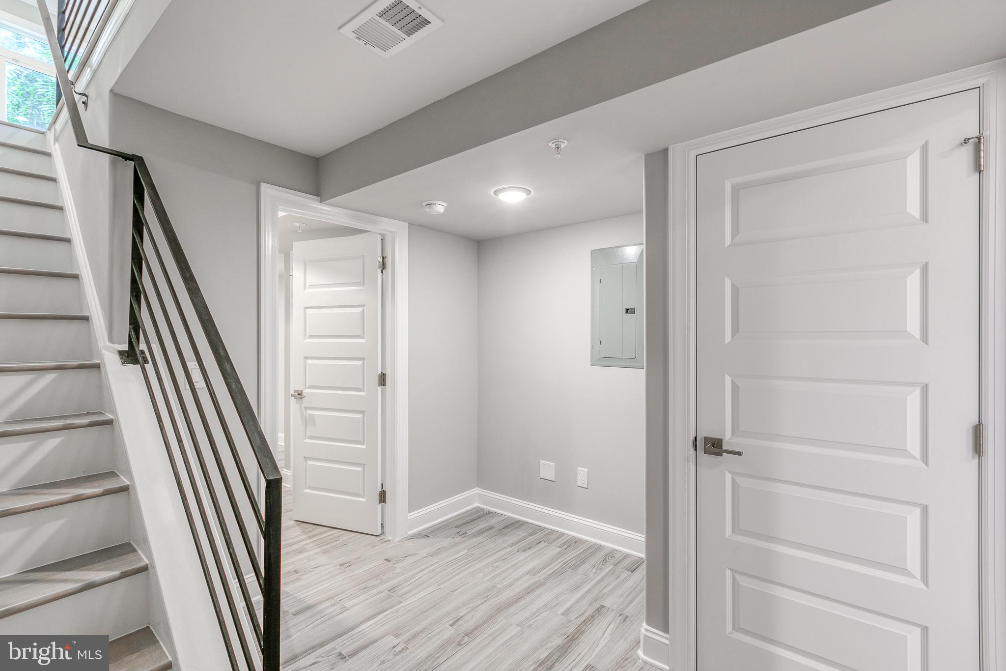 NORRIS SQUARE - Residential
