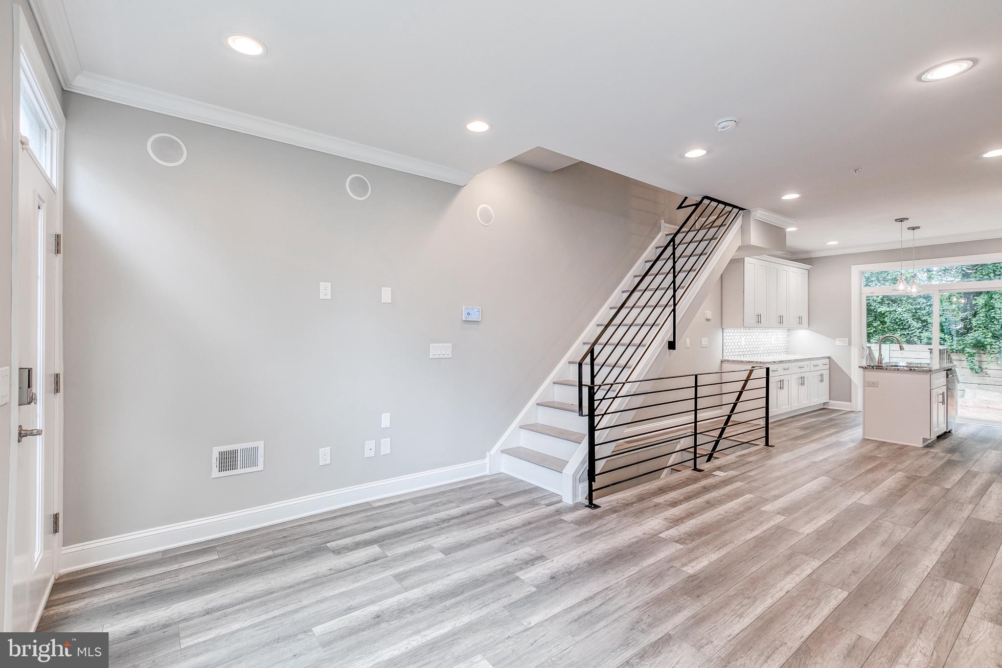 NORRIS SQUARE - Residential