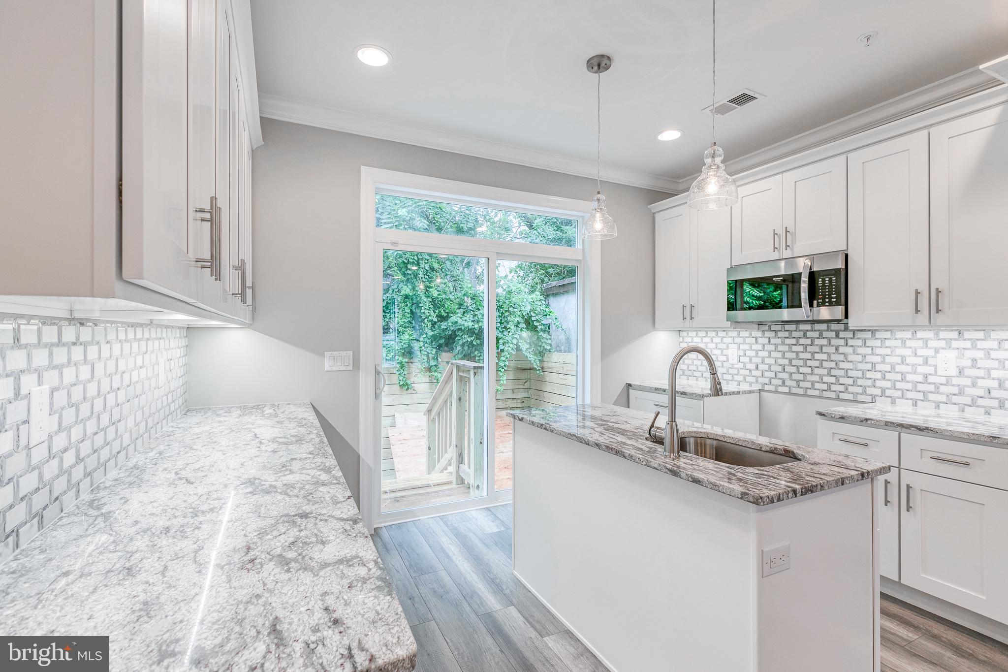 NORRIS SQUARE - Residential