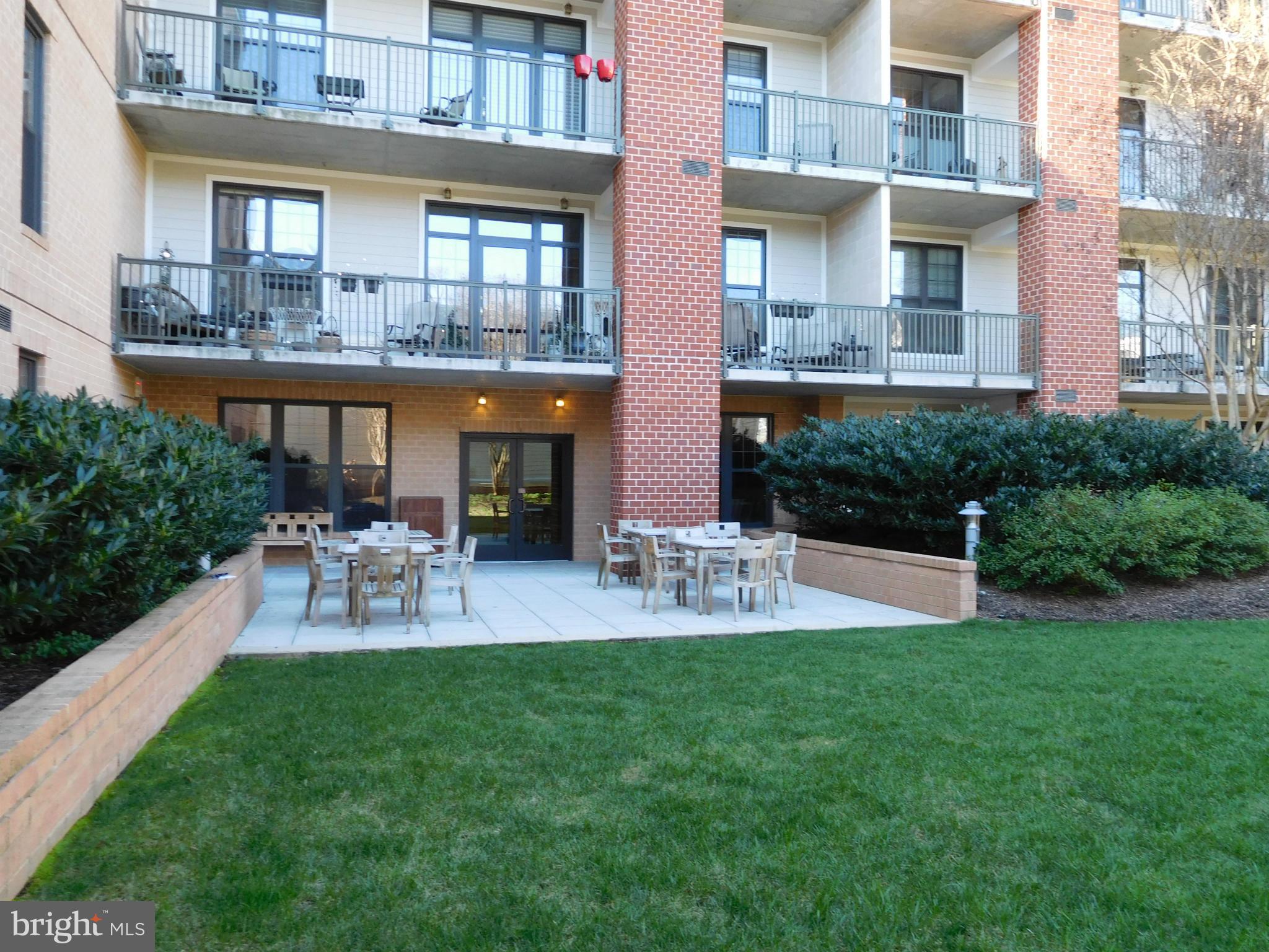 SPECTRUM CONDO - Residential Lease