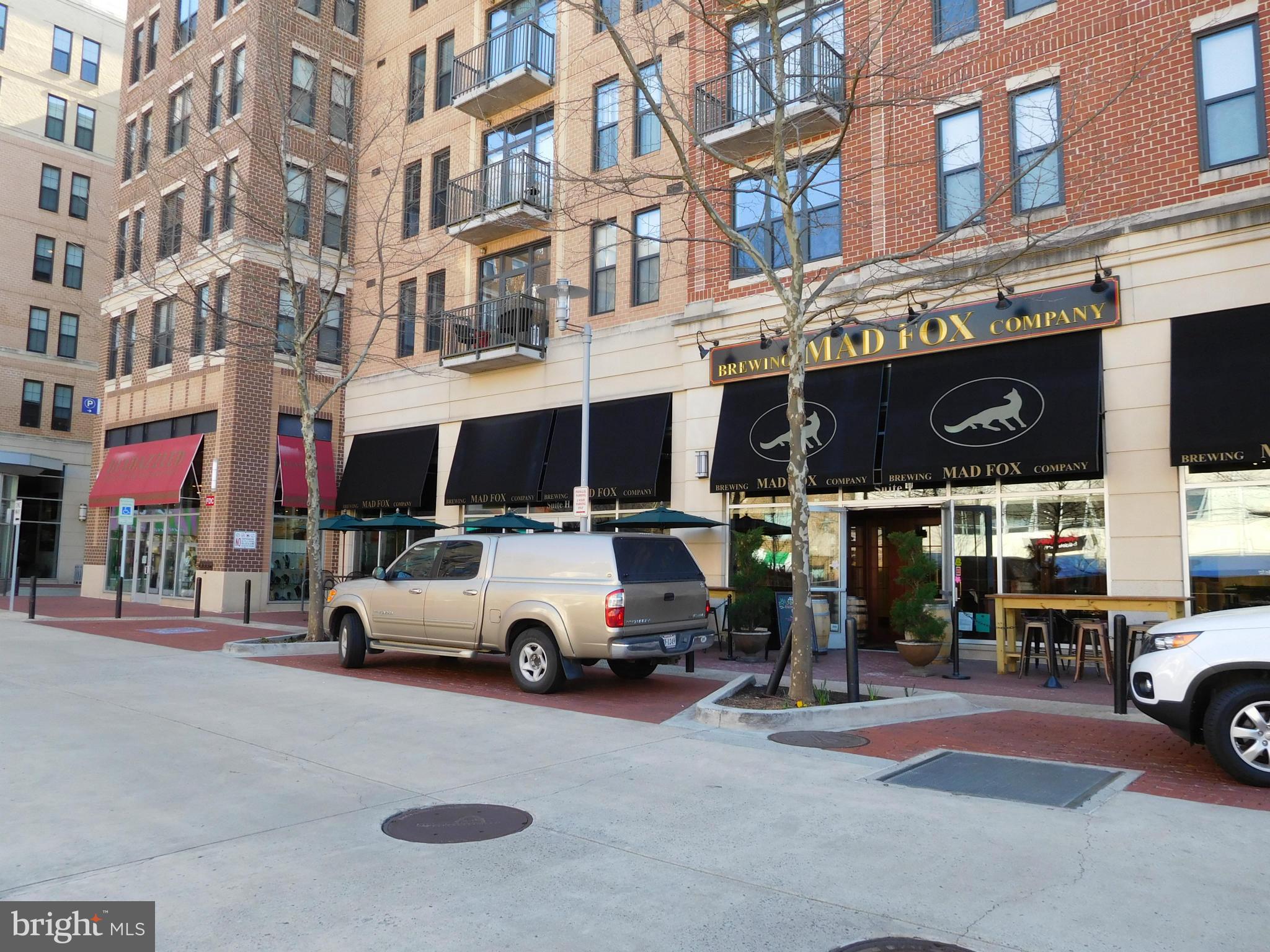 SPECTRUM CONDO - Residential Lease