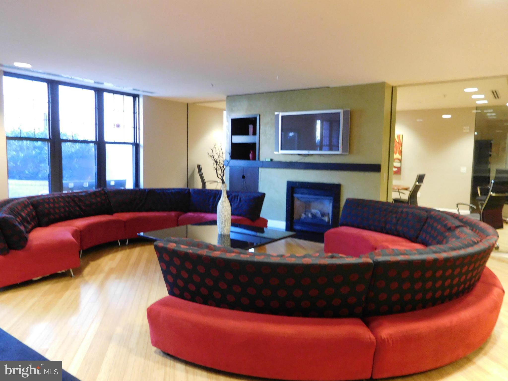 SPECTRUM CONDO - Residential Lease