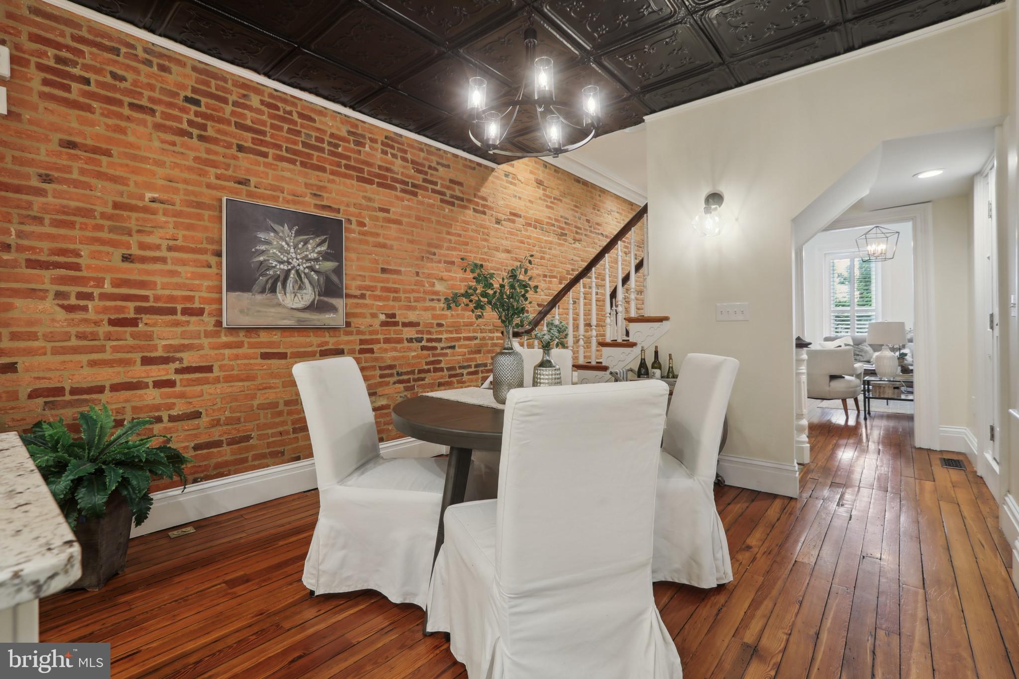 BUTCHERS HILL - Residential