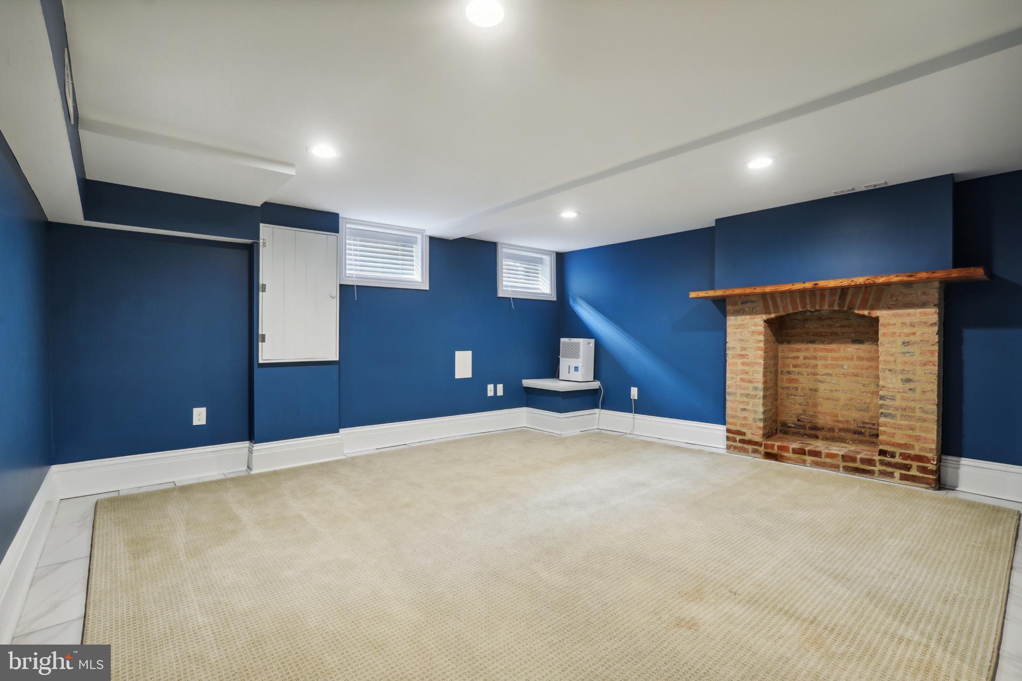 BUTCHERS HILL - Residential