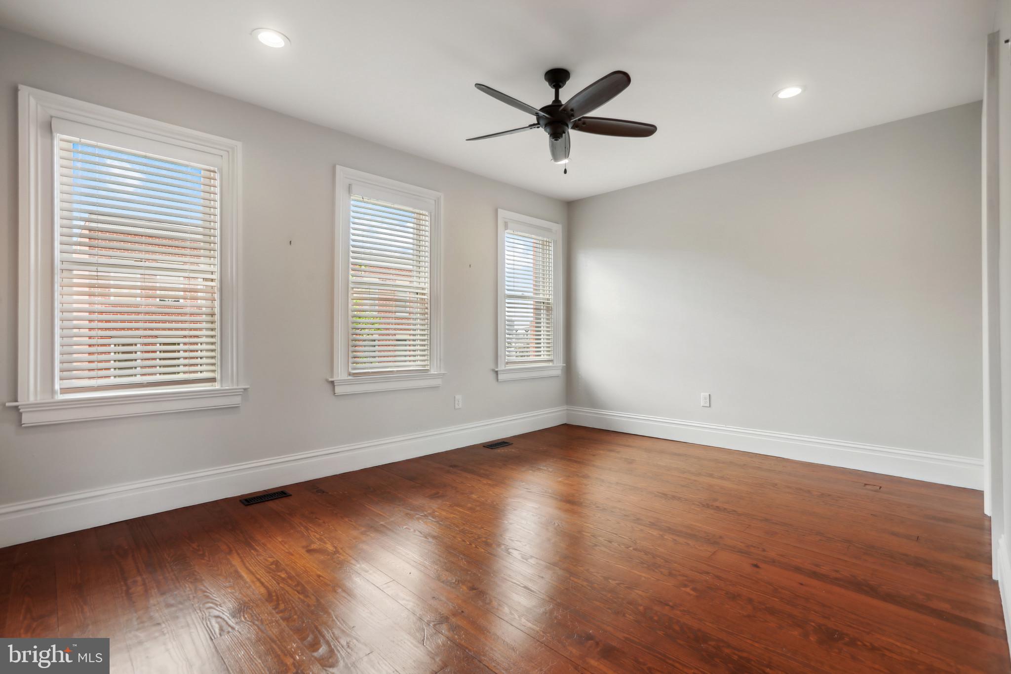 BUTCHERS HILL - Residential