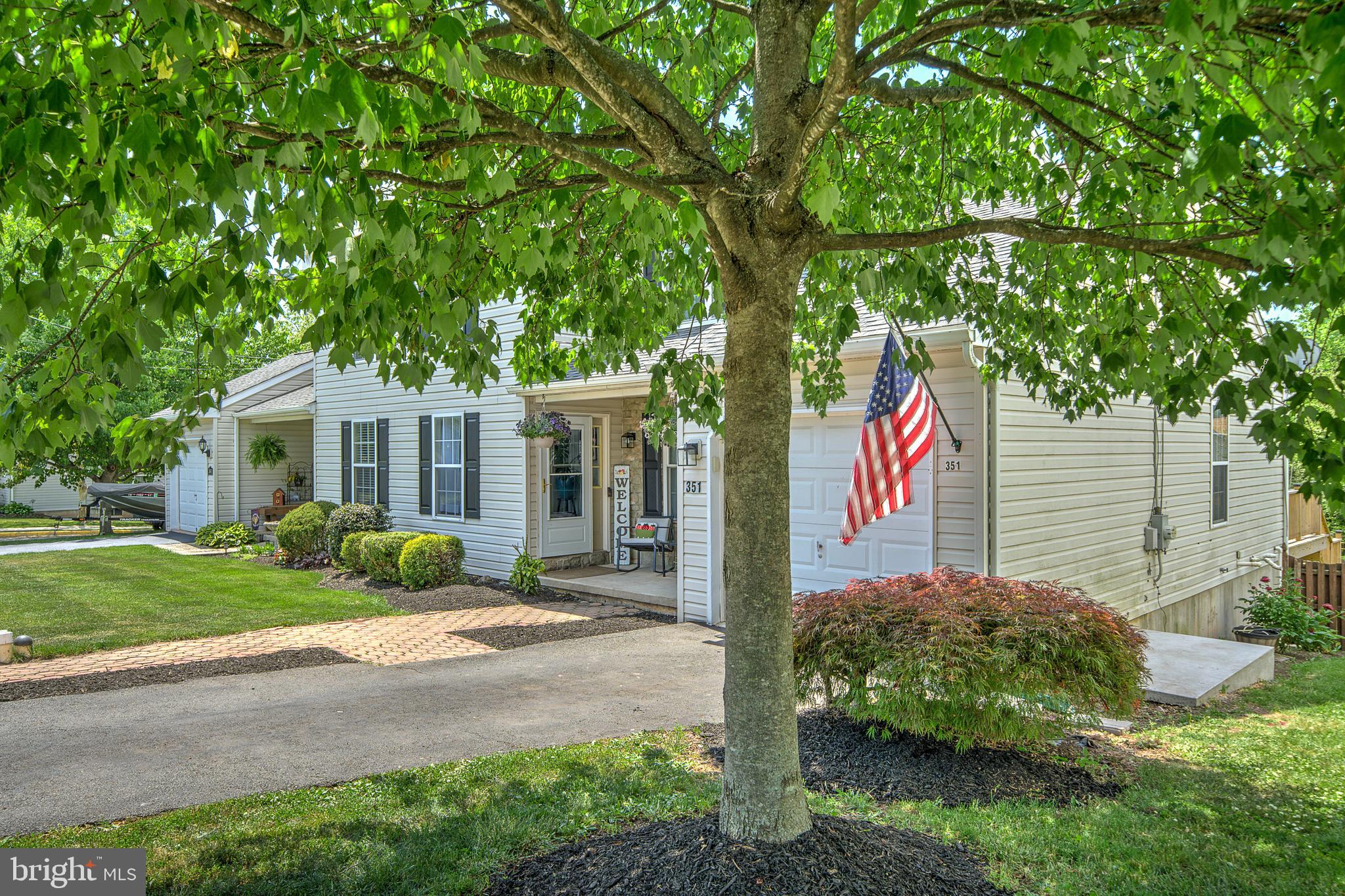 351 CHERRY STREET, PENNSBURG, PA, 18073 351 CHERRY STREET