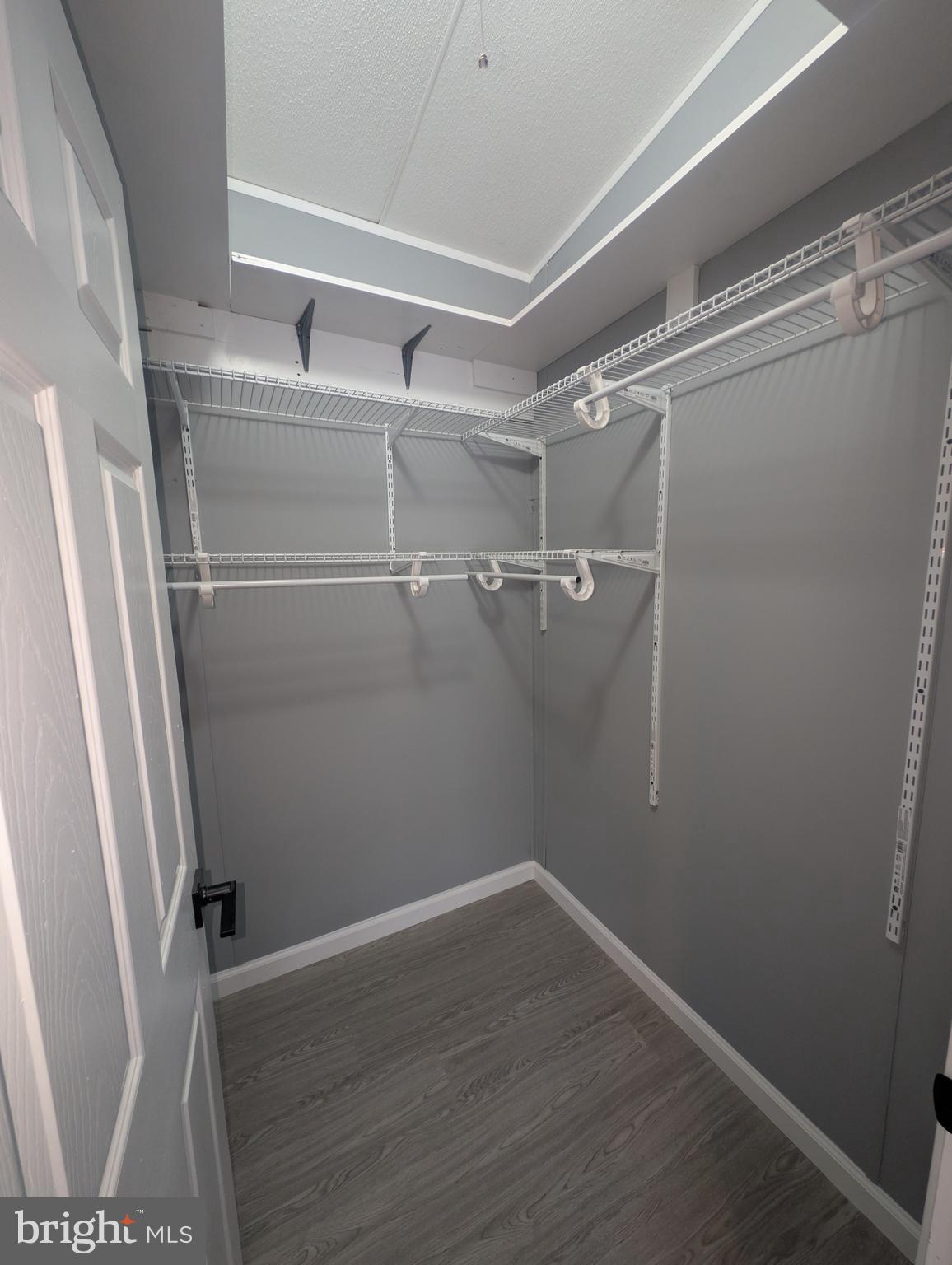 BUSH RIVER MANOR - Residential