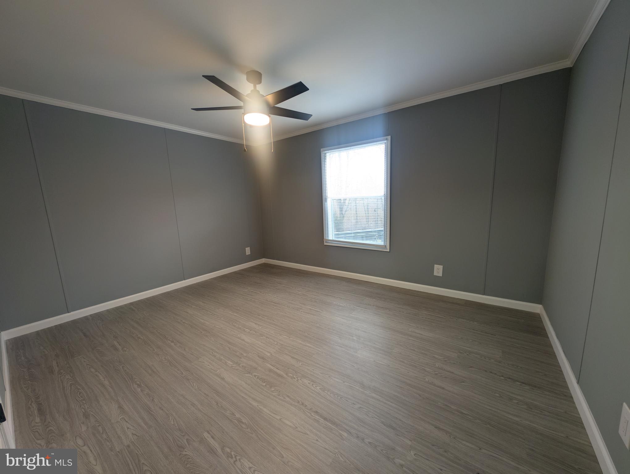 BUSH RIVER MANOR - Residential