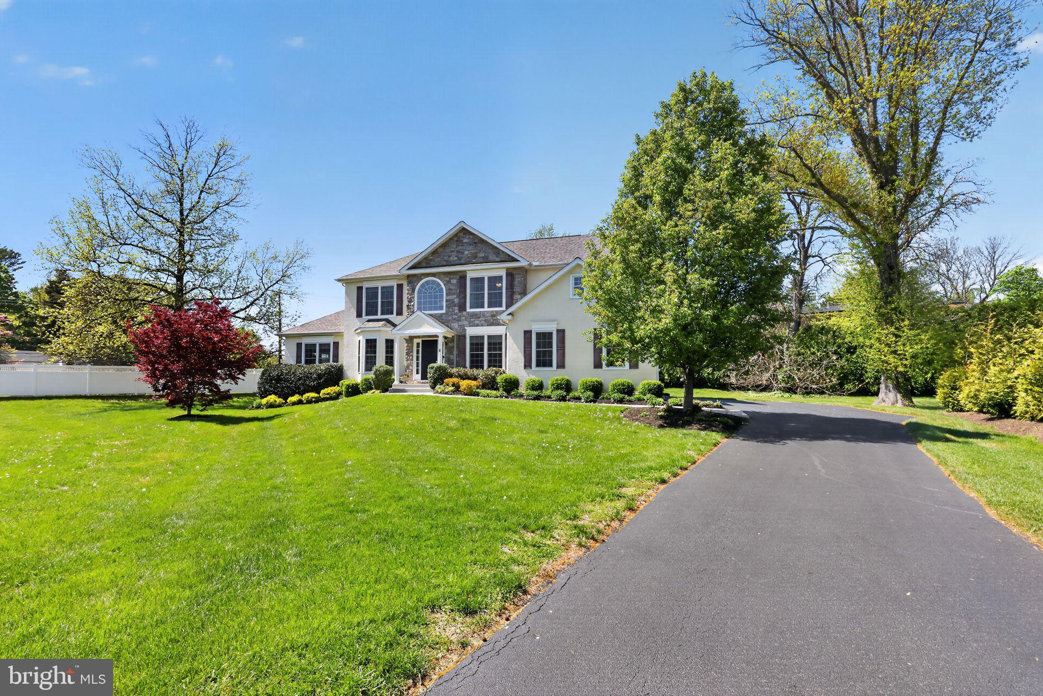 STRATHMORE - Residential