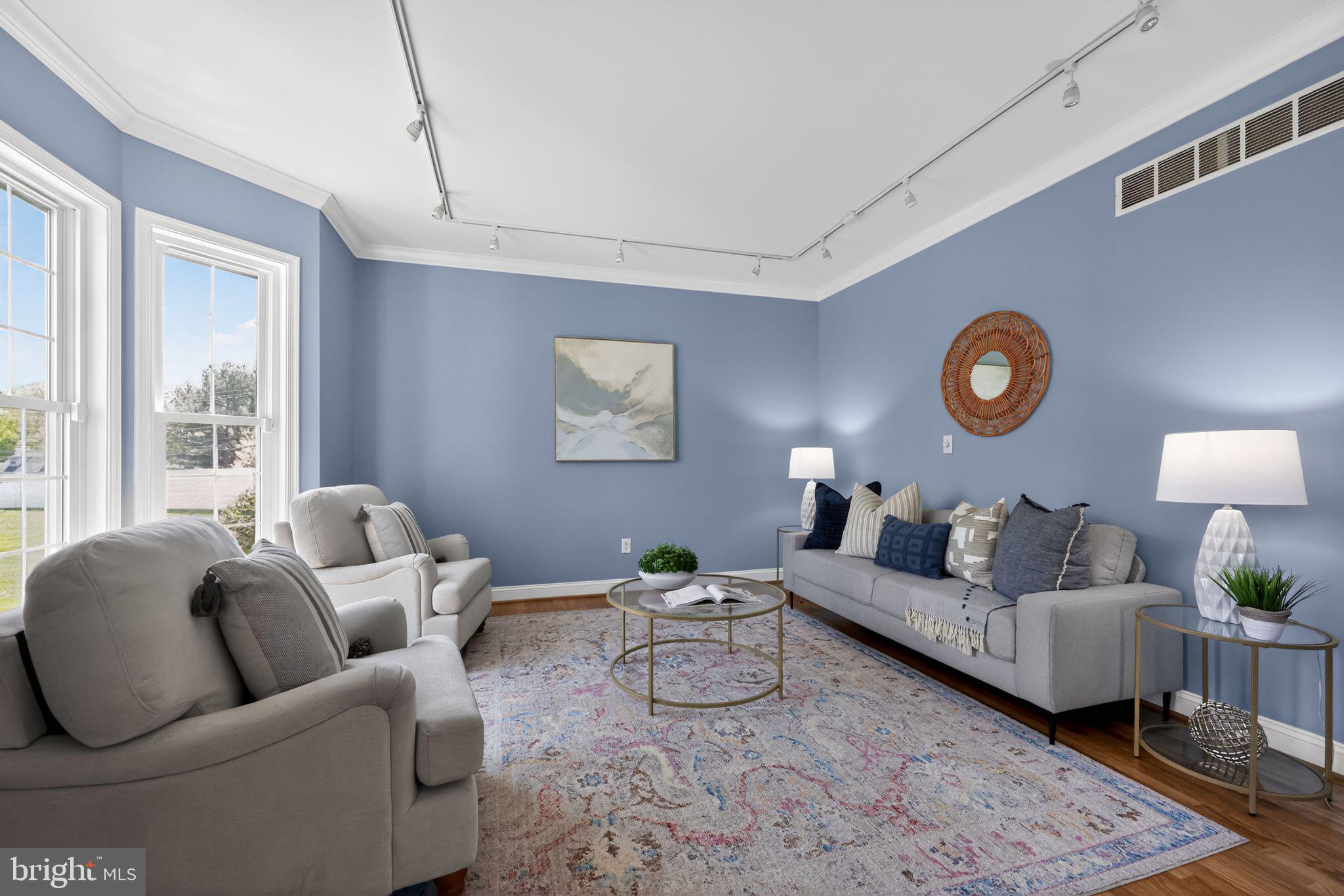 STRATHMORE - Residential