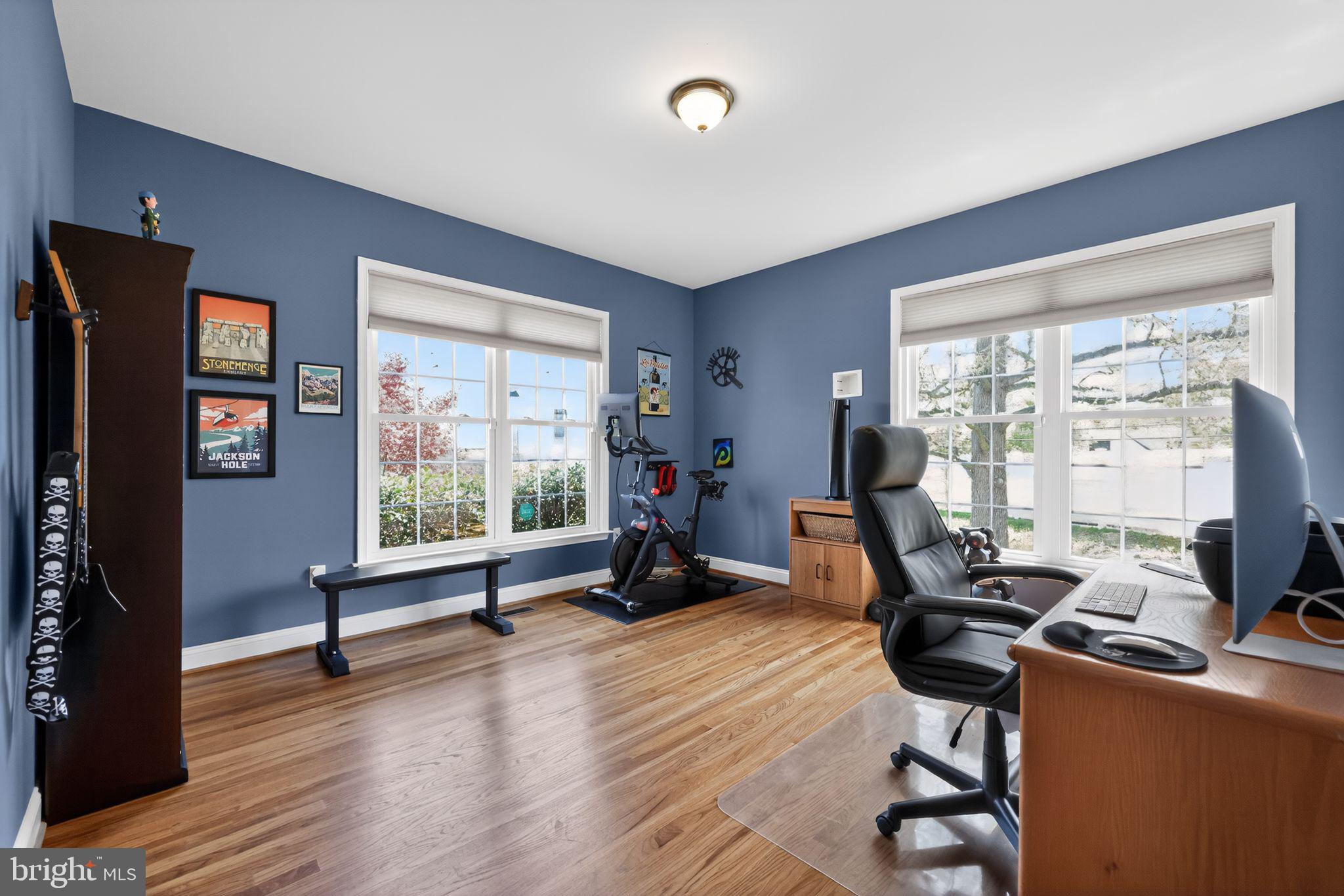 STRATHMORE - Residential