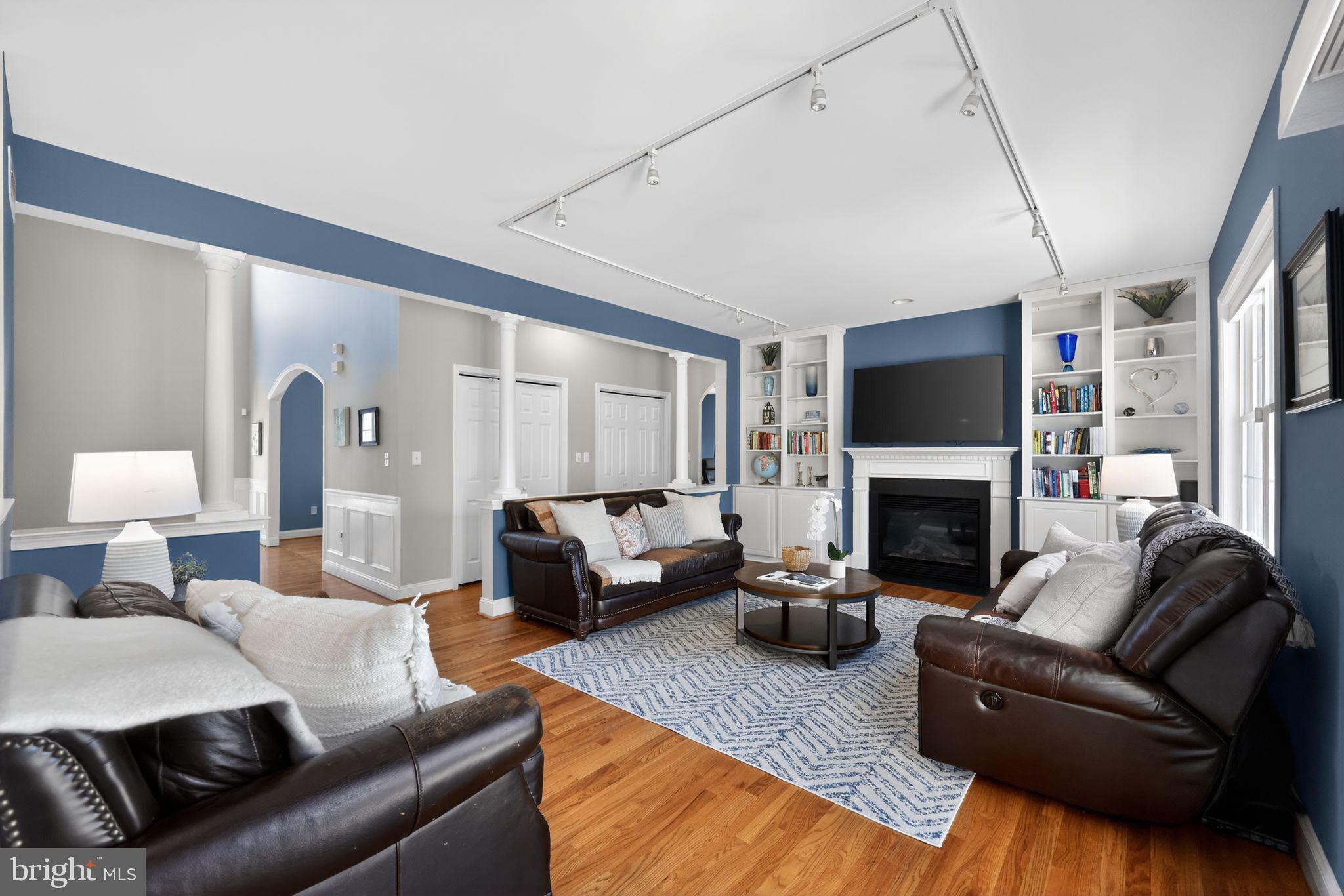 STRATHMORE - Residential