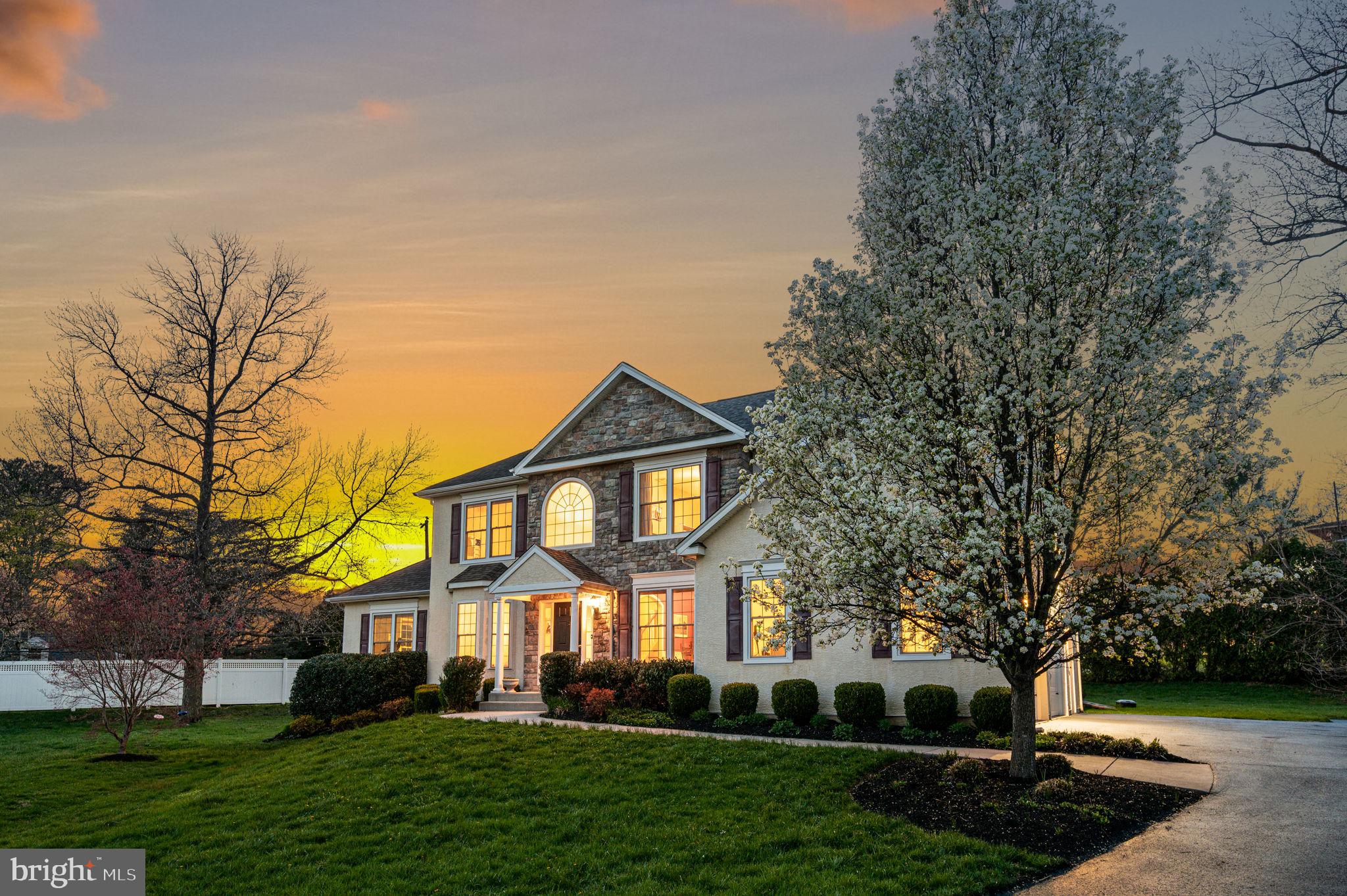 STRATHMORE - Residential