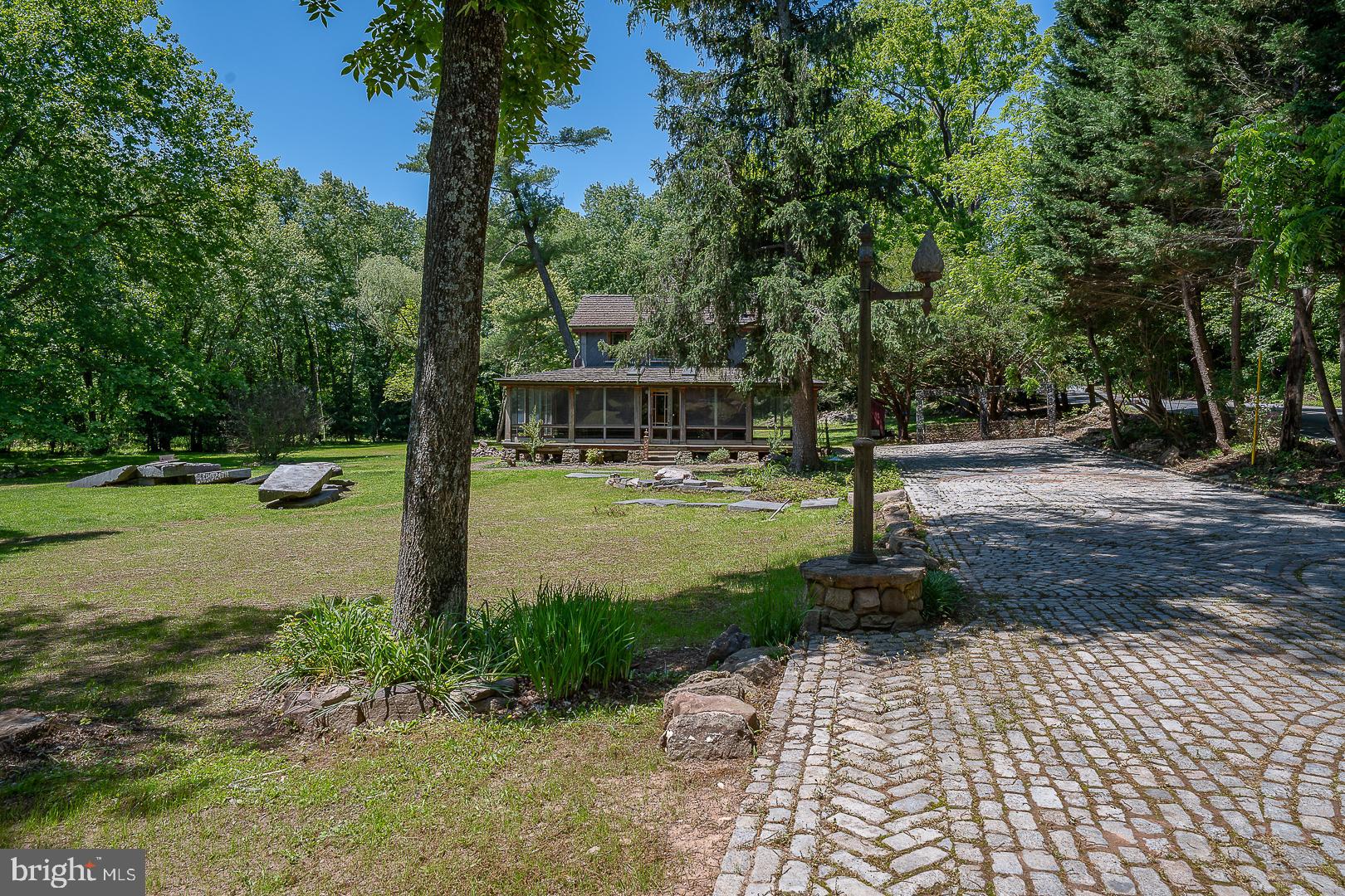 FRENCH CREEK ESTS - Residential