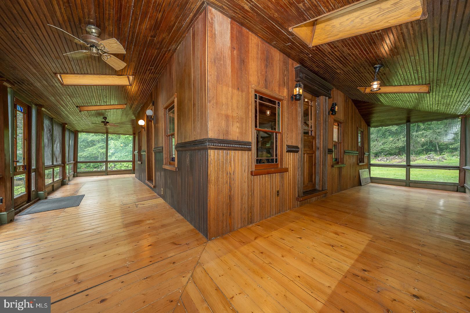 FRENCH CREEK ESTS - Residential