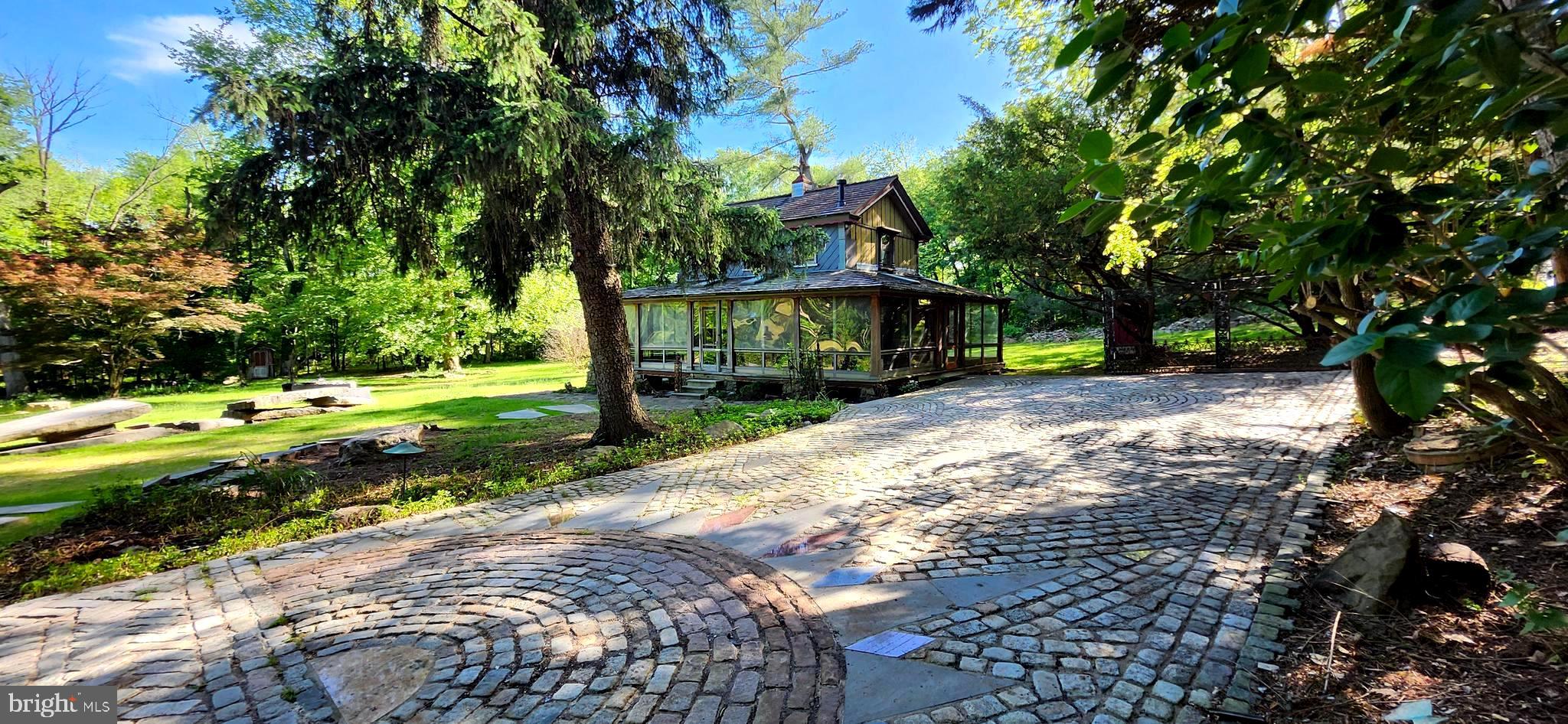 FRENCH CREEK ESTS - Residential