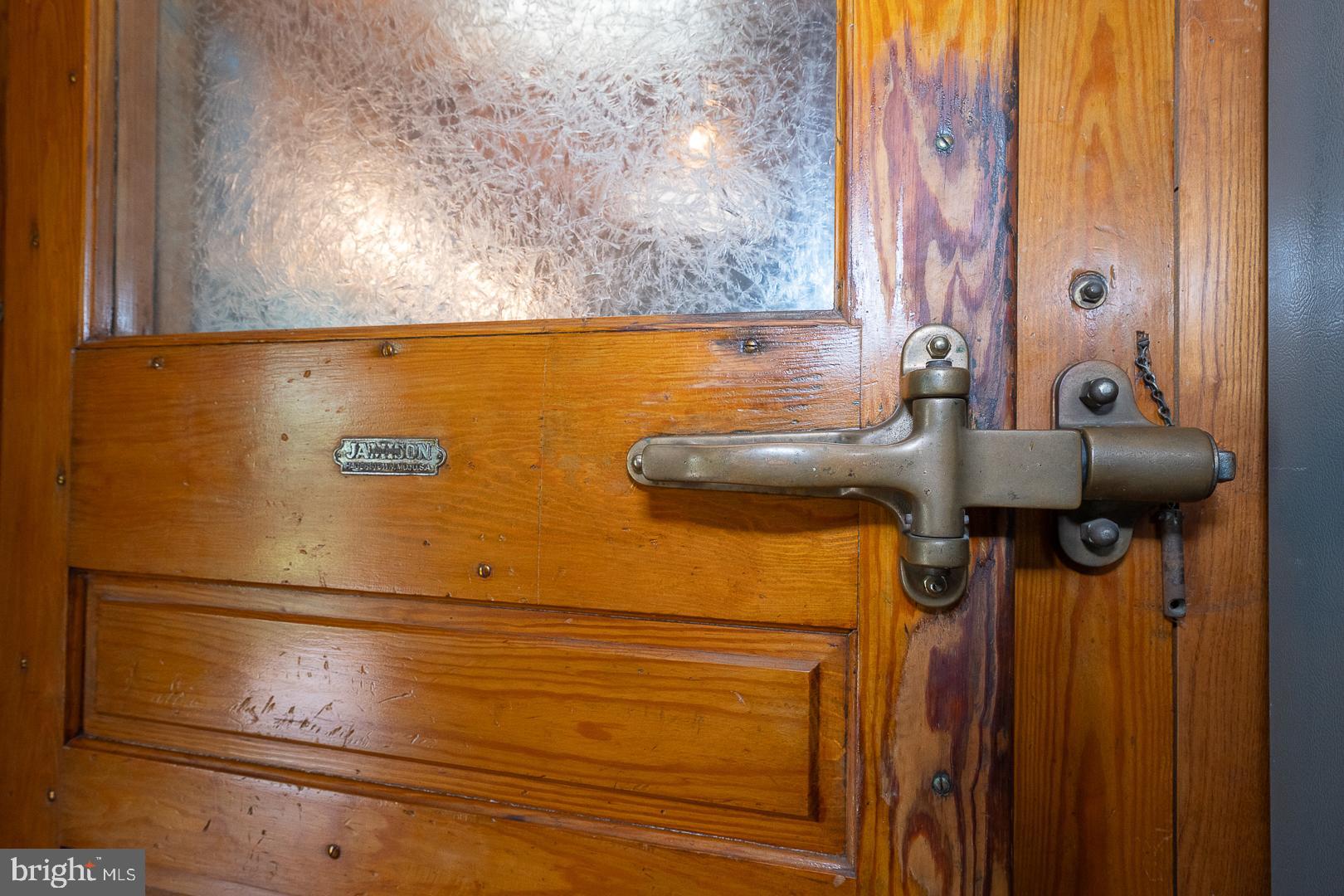 FRENCH CREEK ESTS - Residential