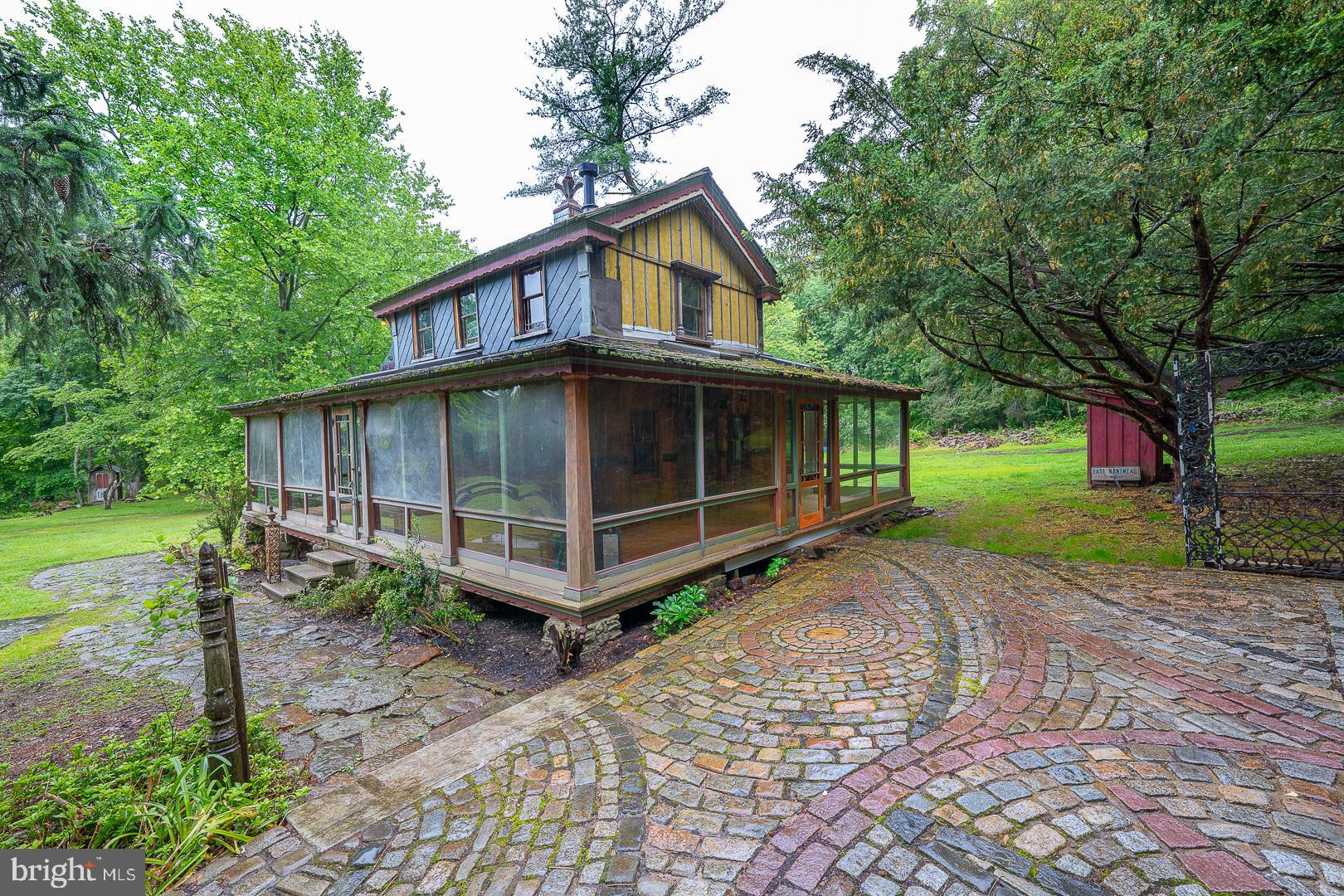 FRENCH CREEK ESTS - Residential