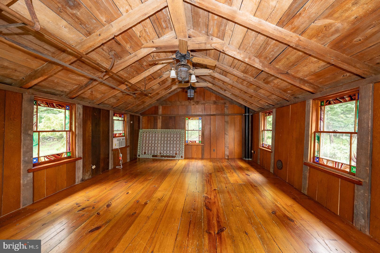 FRENCH CREEK ESTS - Residential