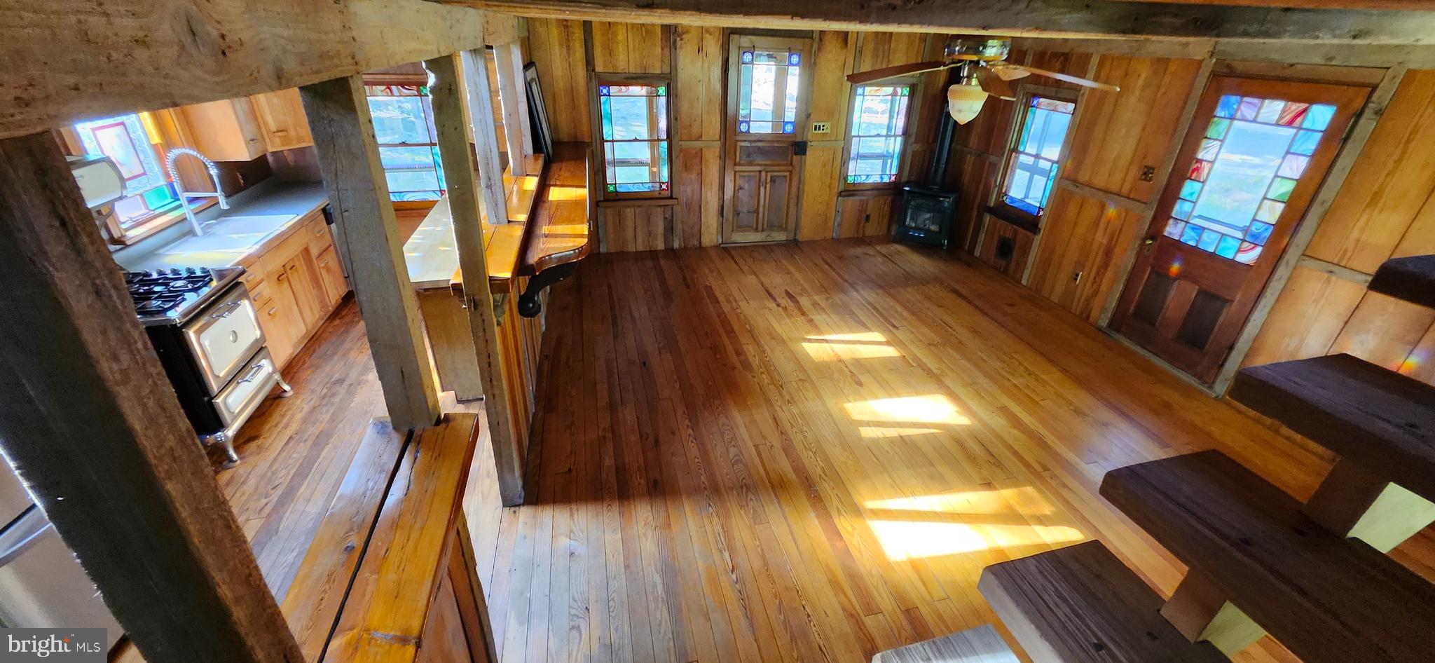 FRENCH CREEK ESTS - Residential