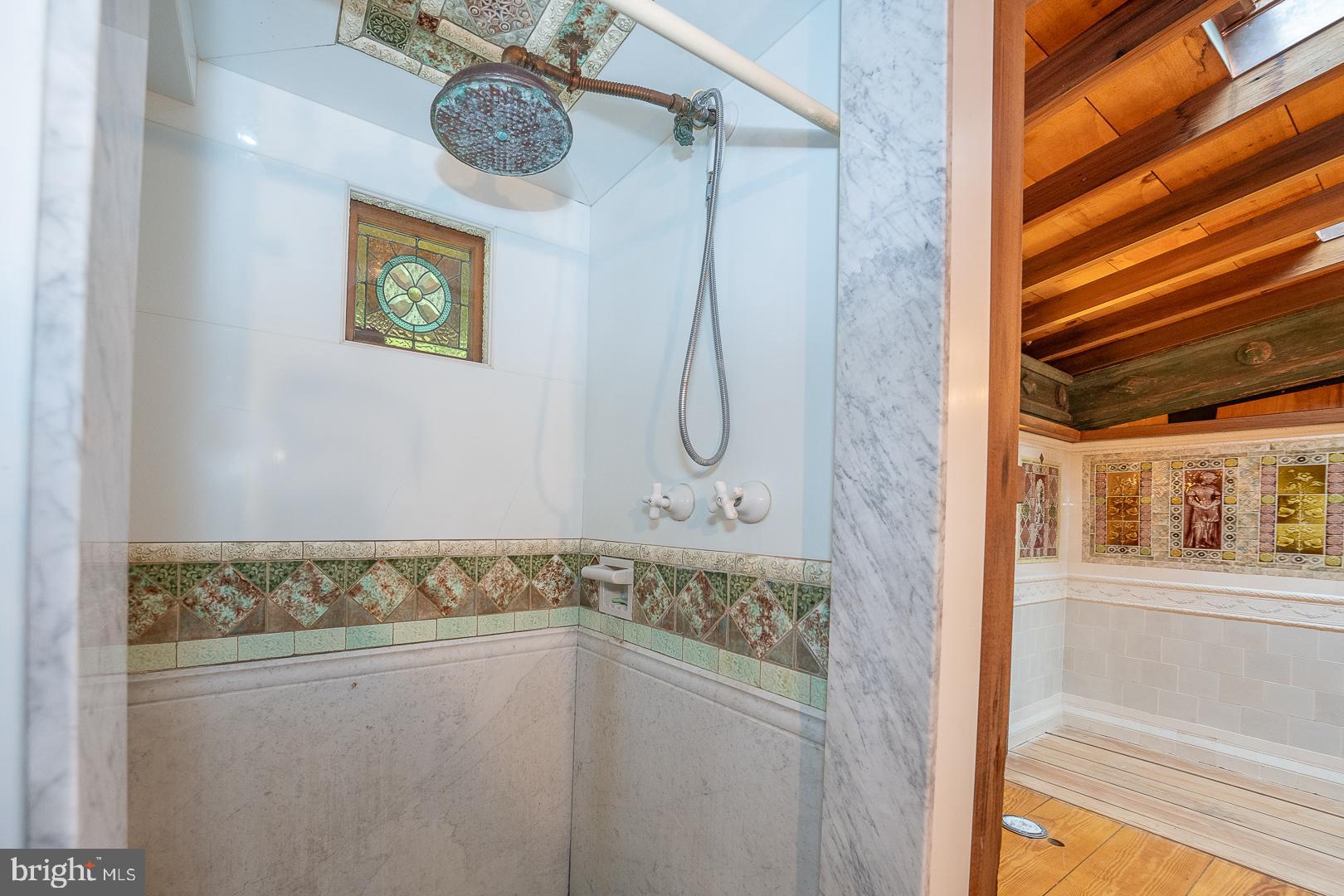 FRENCH CREEK ESTS - Residential