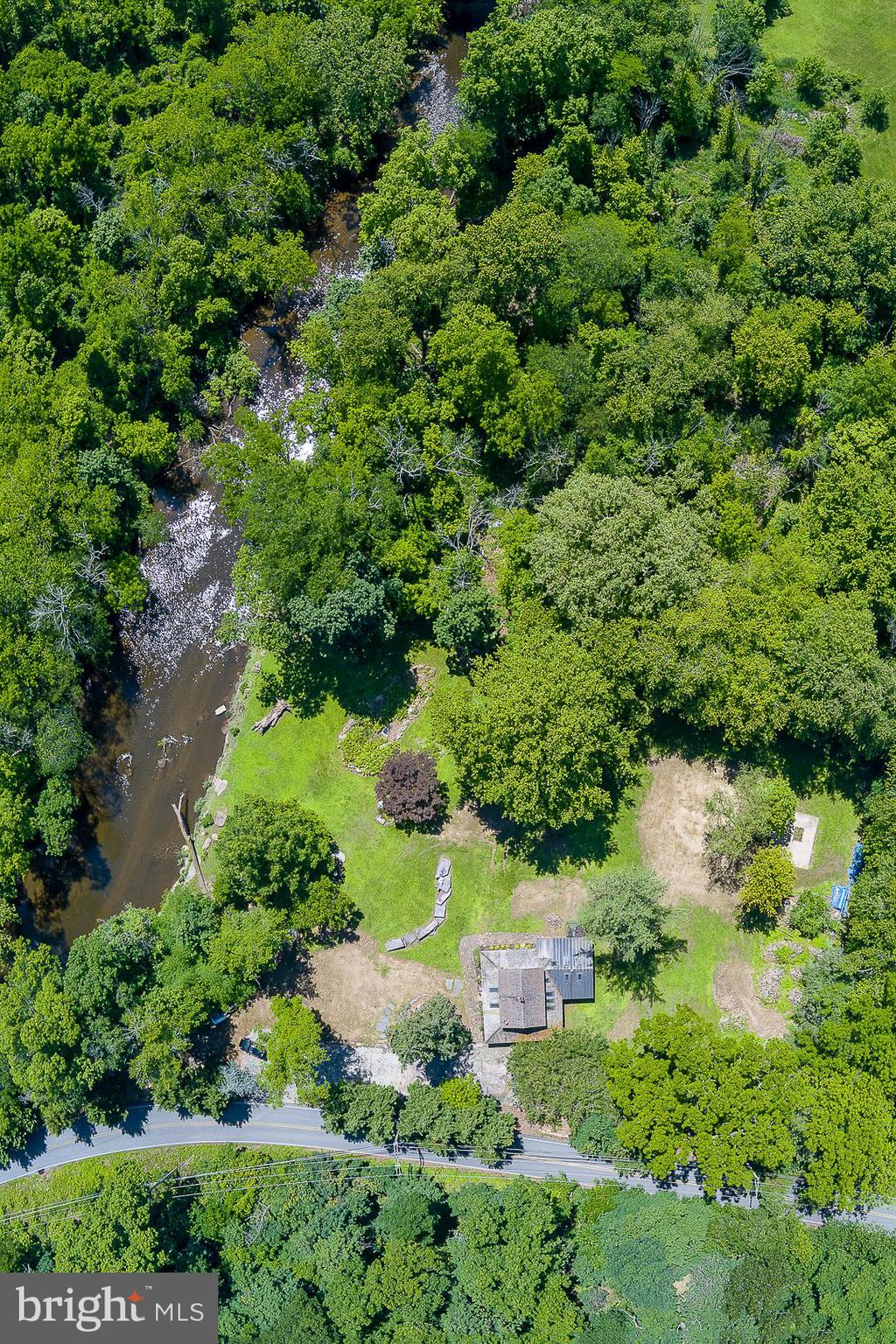 FRENCH CREEK ESTS - Residential