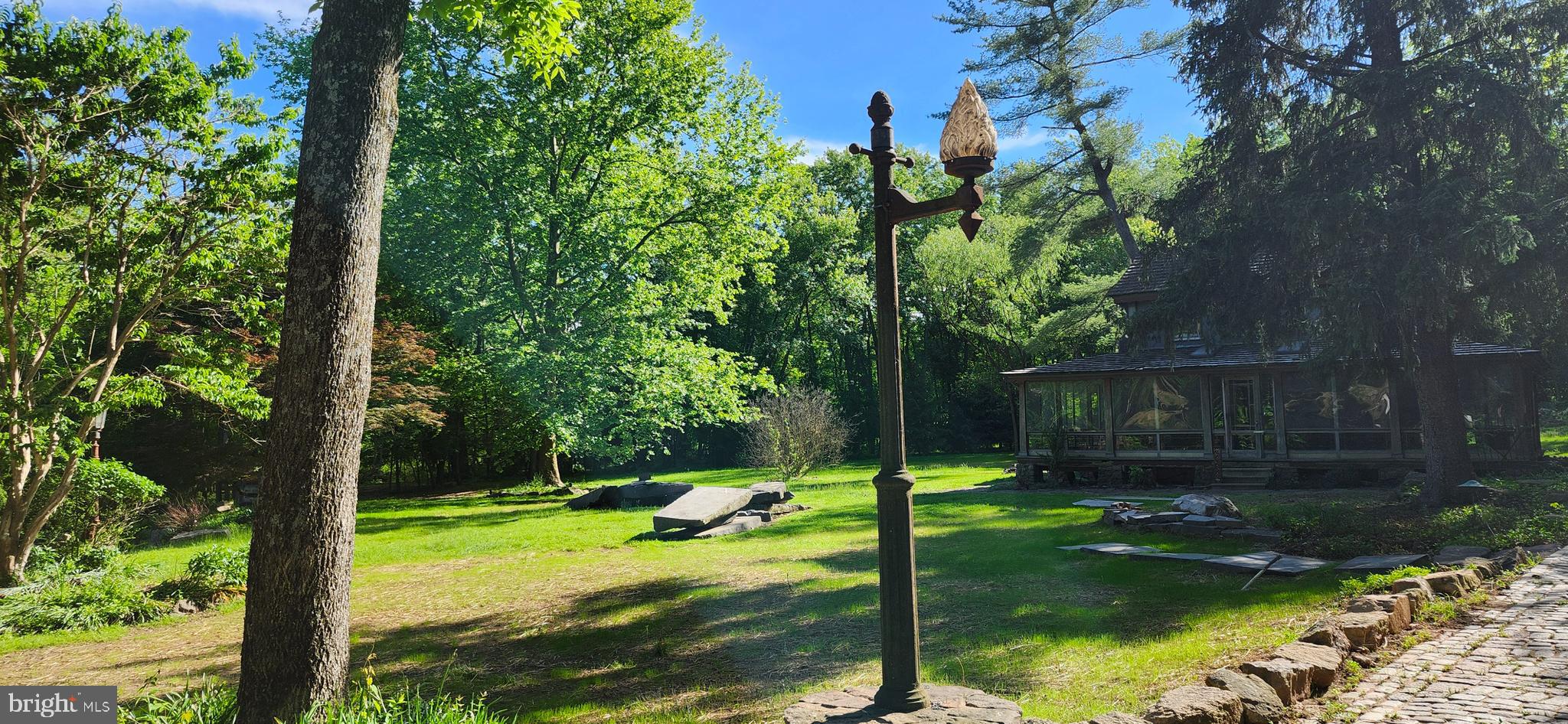 FRENCH CREEK ESTS - Residential