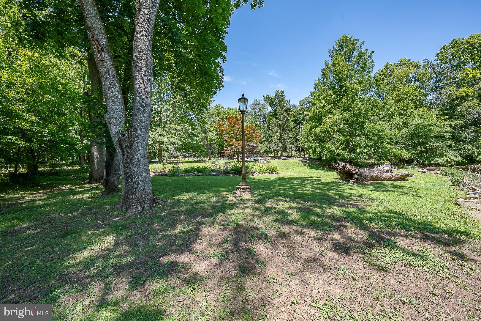 FRENCH CREEK ESTS - Residential