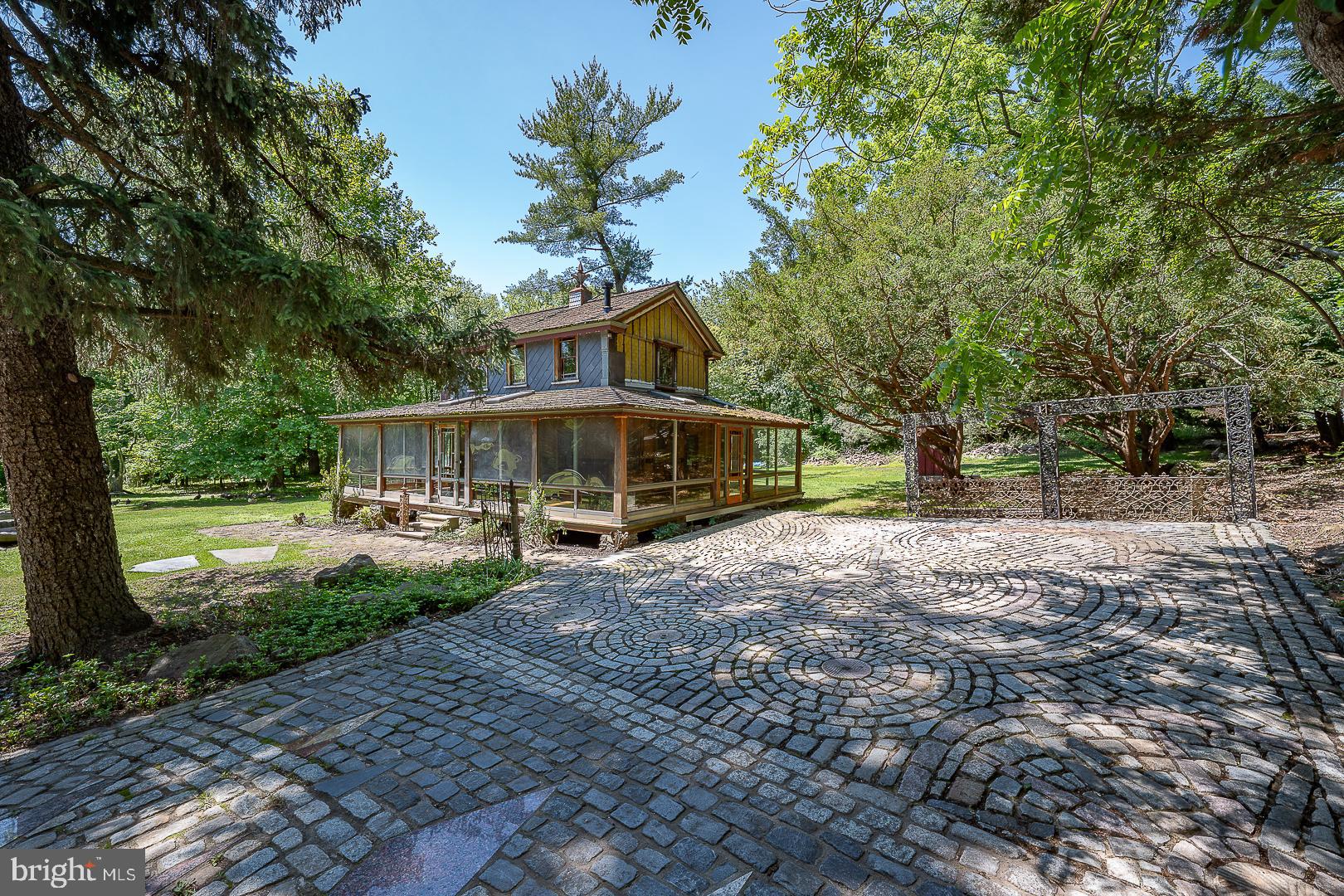 FRENCH CREEK ESTS - Residential