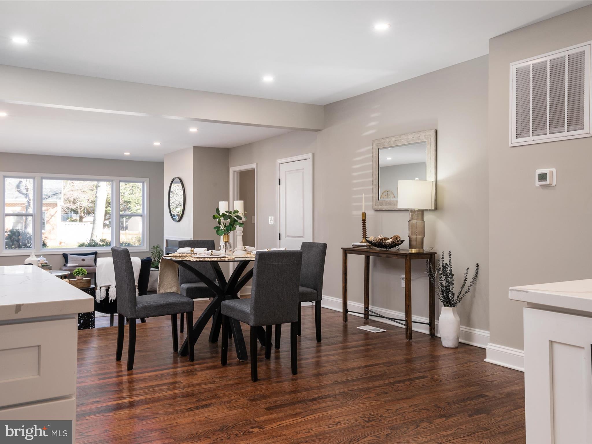 SOUTH RIVER HEIGHTS - Residential